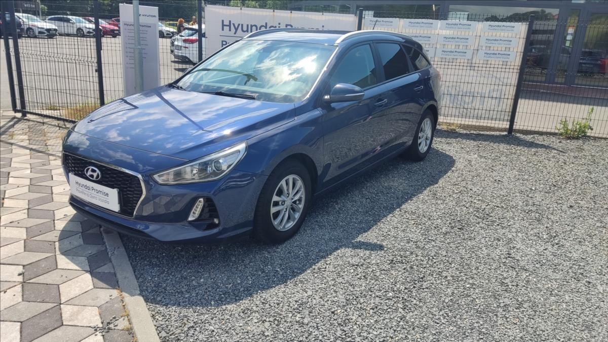 Hyundai i30, 1,0 T-GDI TRIKOLOR COMFORT - fotka 2