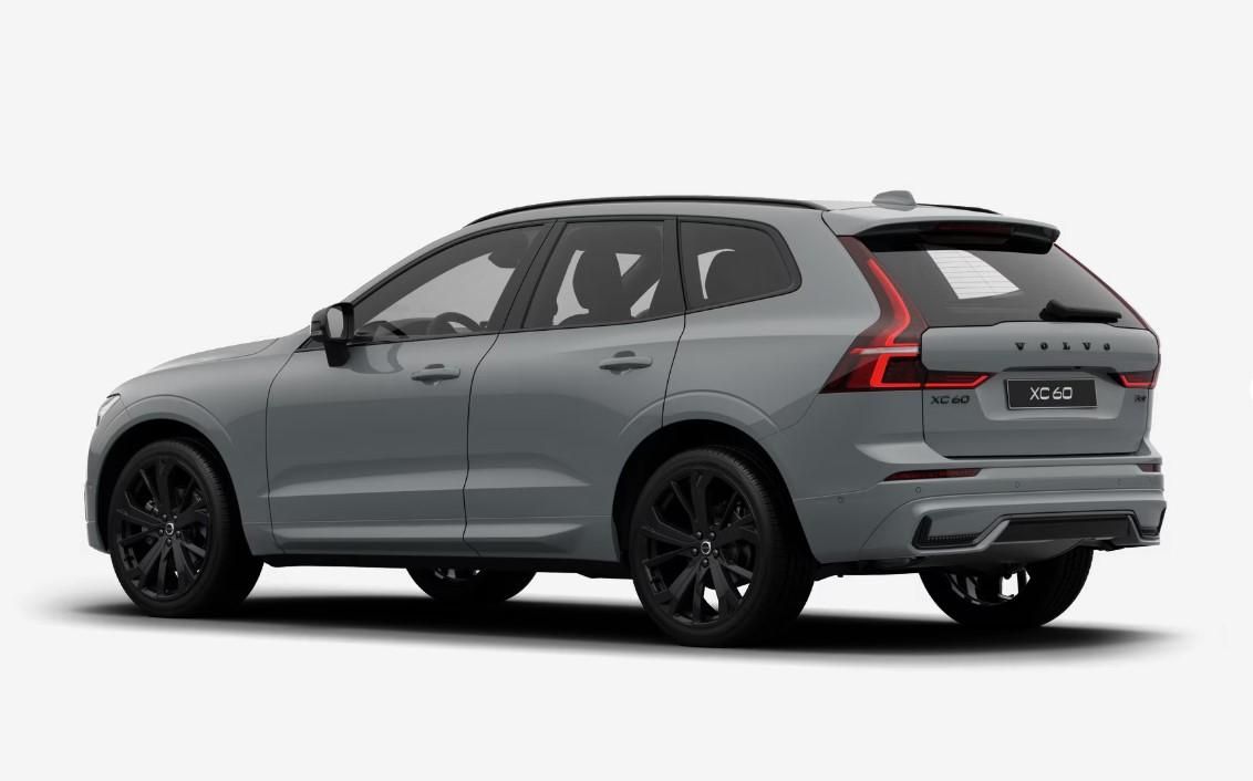 Volvo XC60, B5 AWD AUT PLUS BLACK EDITION - fotka 6