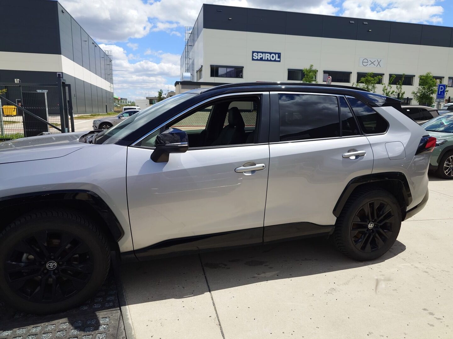 Toyota Rav4, SELECTION 4x4 2.5L HYBRID - fotka 4