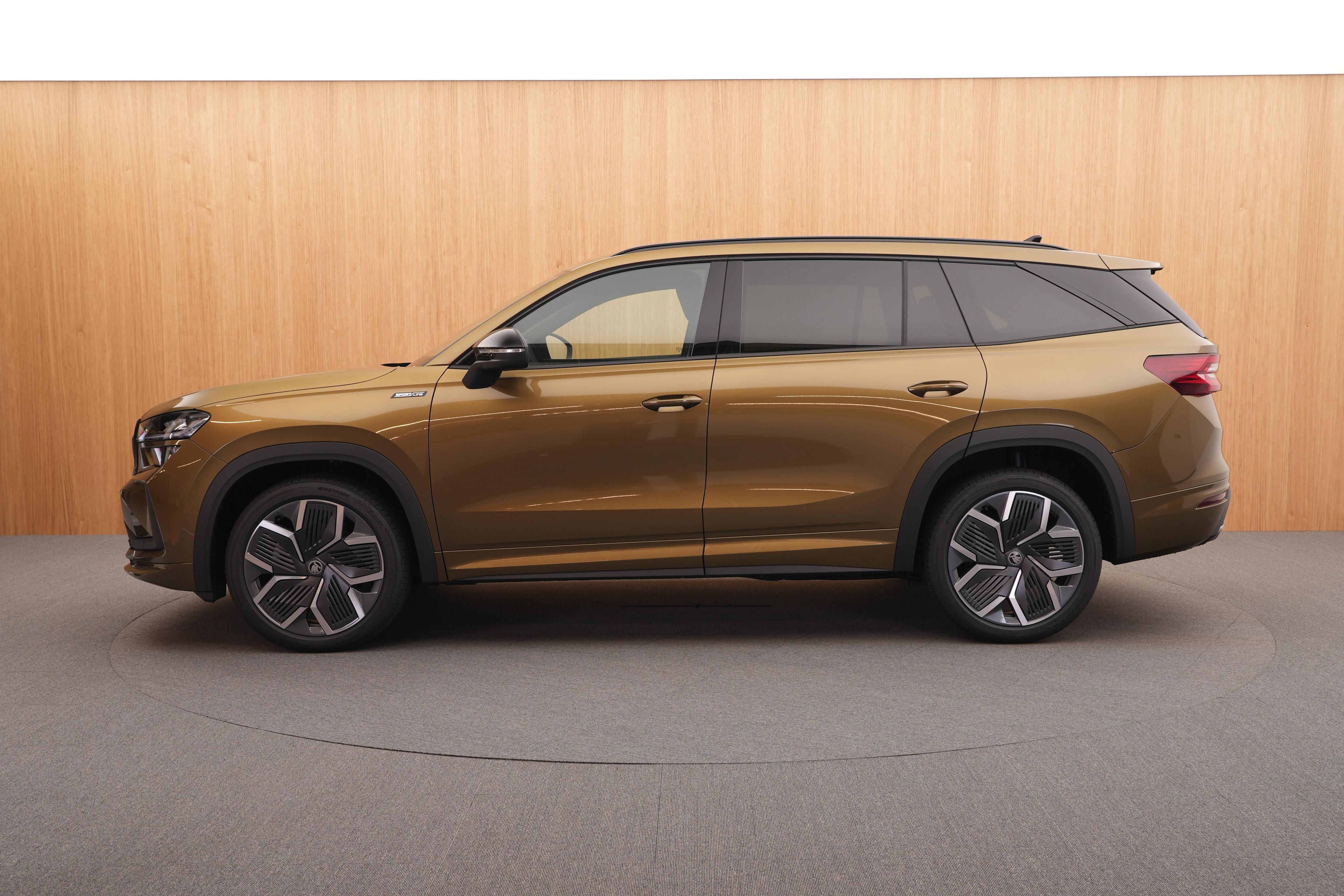 Škoda Kodiaq, Sportline 2.0 TSI 4x4 DSG - fotka 2