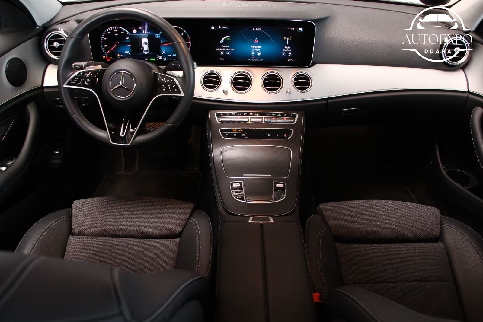 Mercedes-Benz Třídy E, 220d Avantgarde - fotka 6