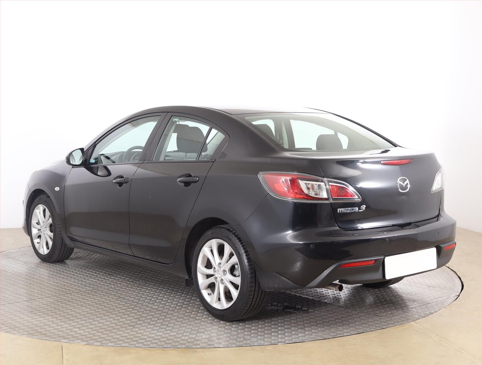 Mazda 3, 1.6 - fotka 4