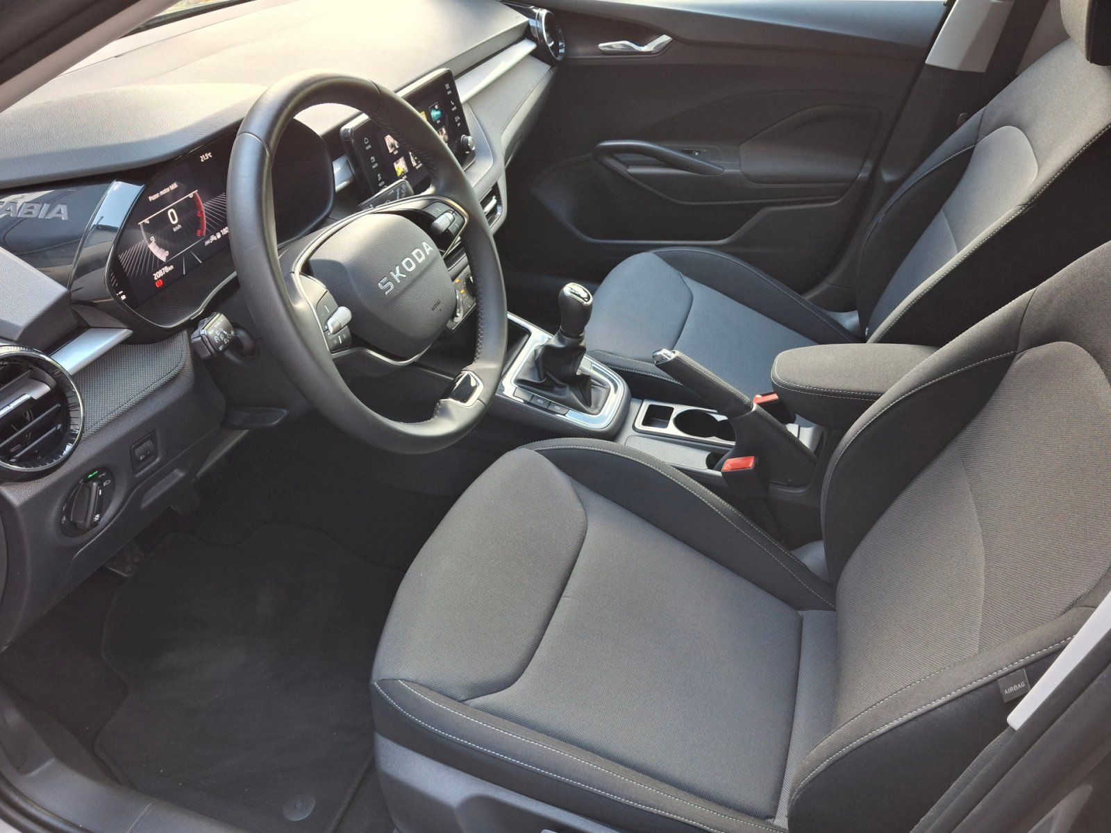 Škoda Fabia, Selection 1,0TSi 70kW - fotka 6