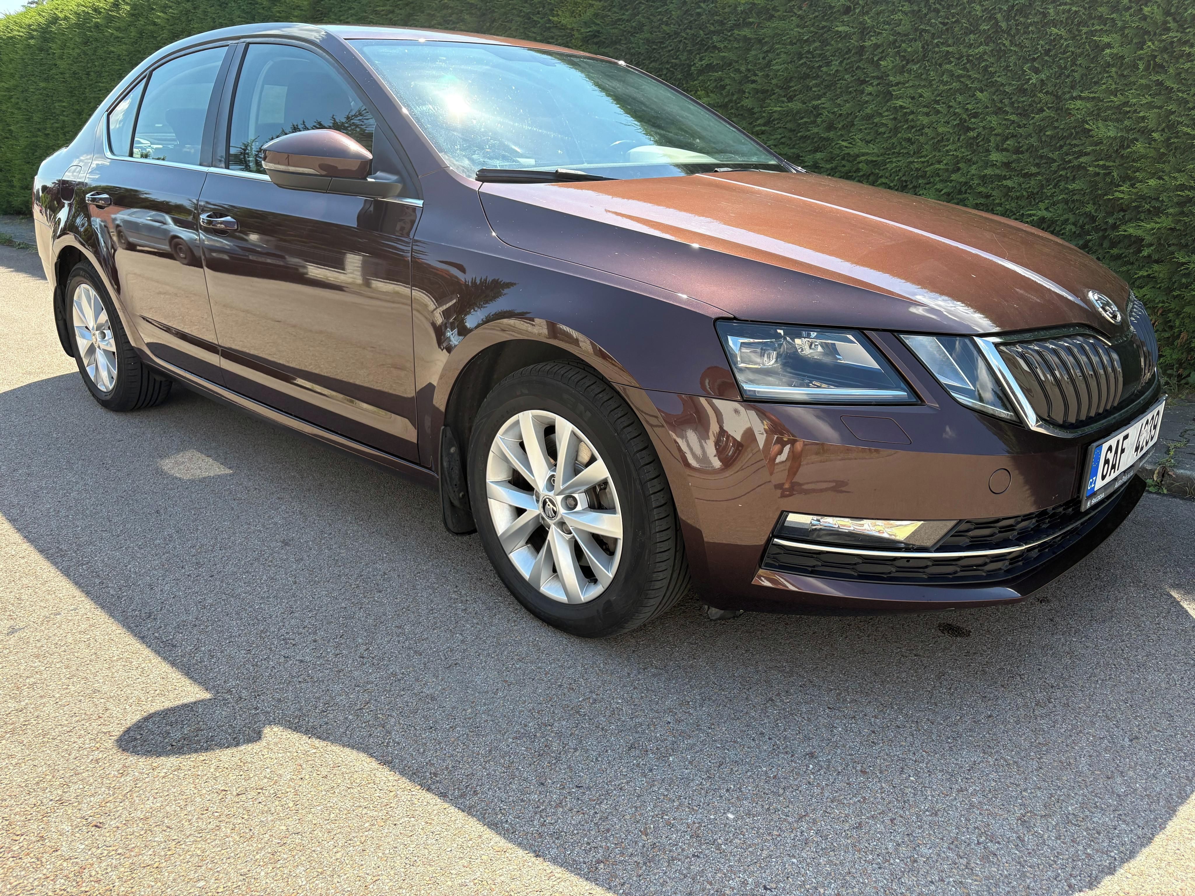 Škoda Octavia, 1,8 TSi / 132 kW - fotka 6