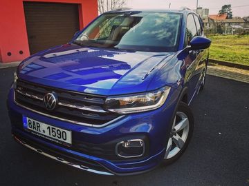 1.0 TSi DSG R-LINE