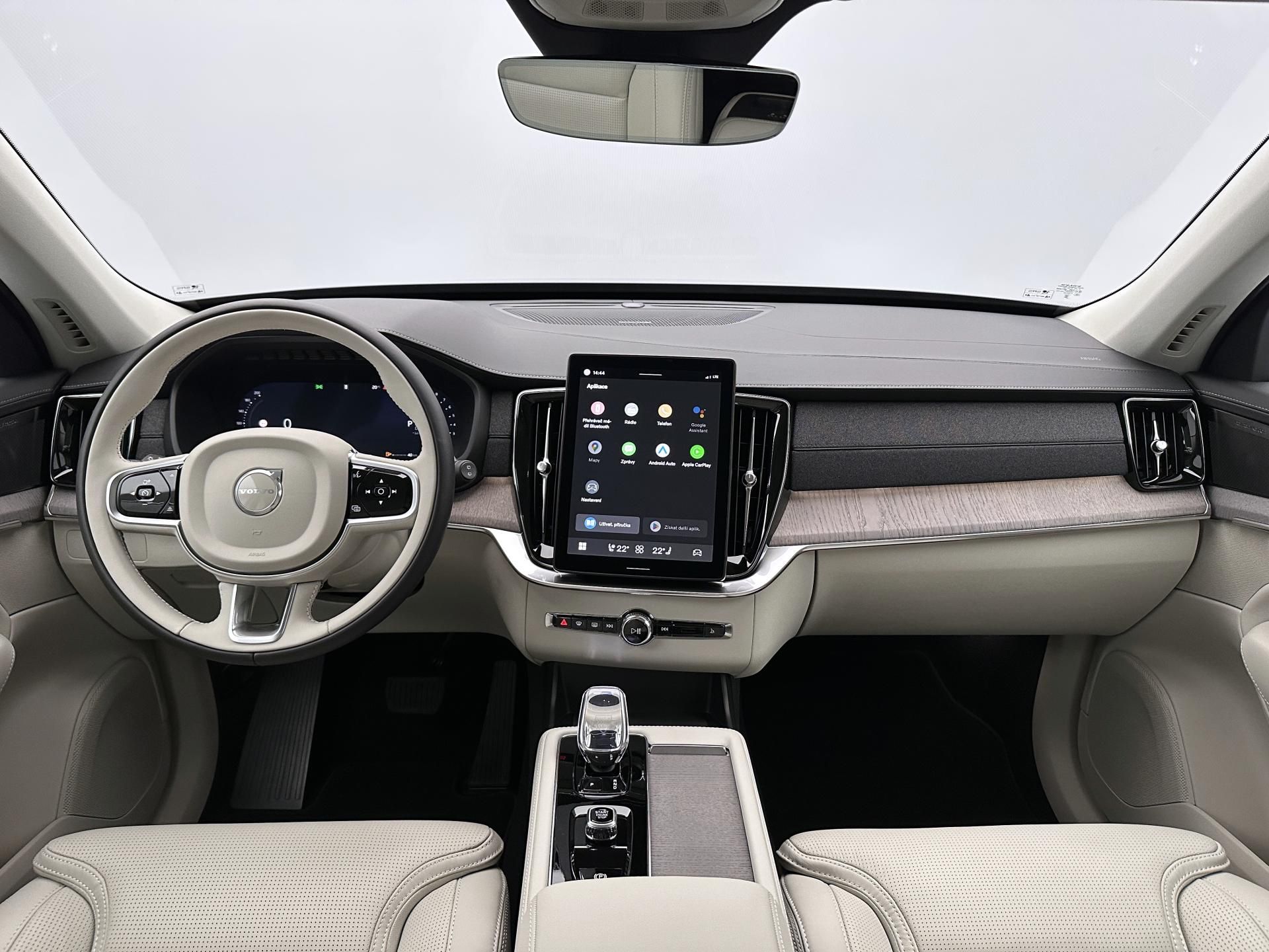 Volvo XC90, B5 AWD AUT BRIGHT PLUS 7-míst - fotka 2