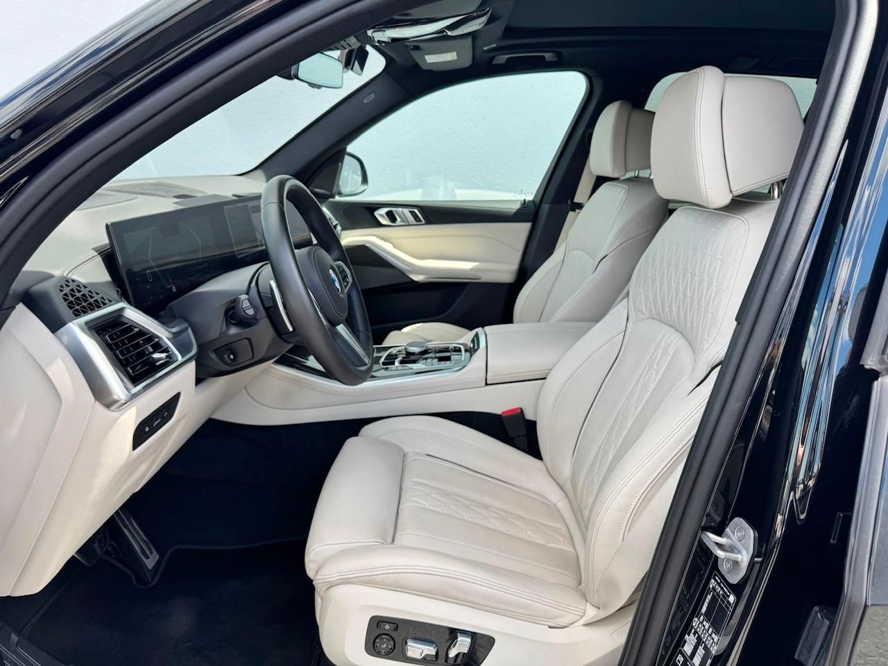 BMW X5, X5 xDrive40d Mpaket - fotka 6