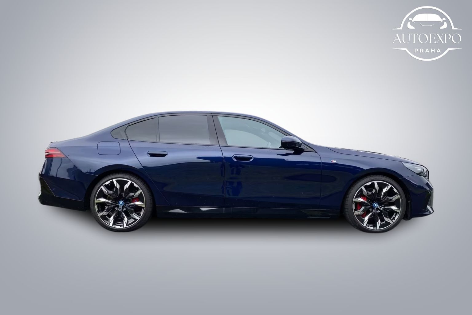 BMW Řada 5, e xDrive Limousine M-Sport - fotka 3