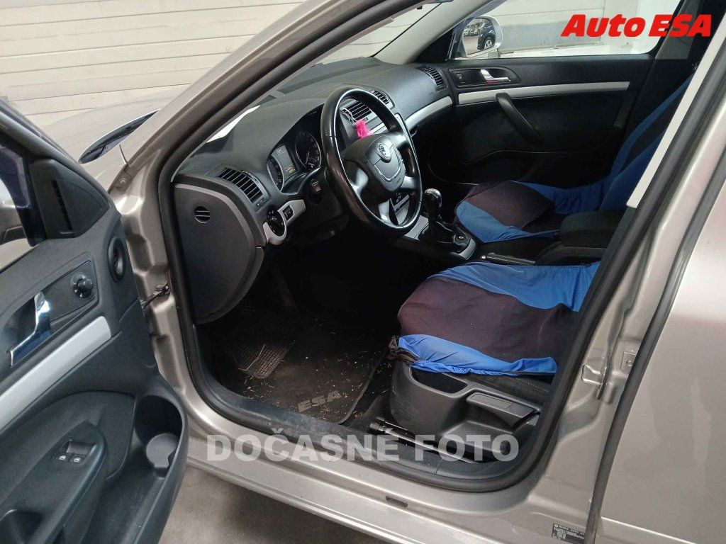 Škoda Octavia, 1.9 TDi,ČR - fotka 3