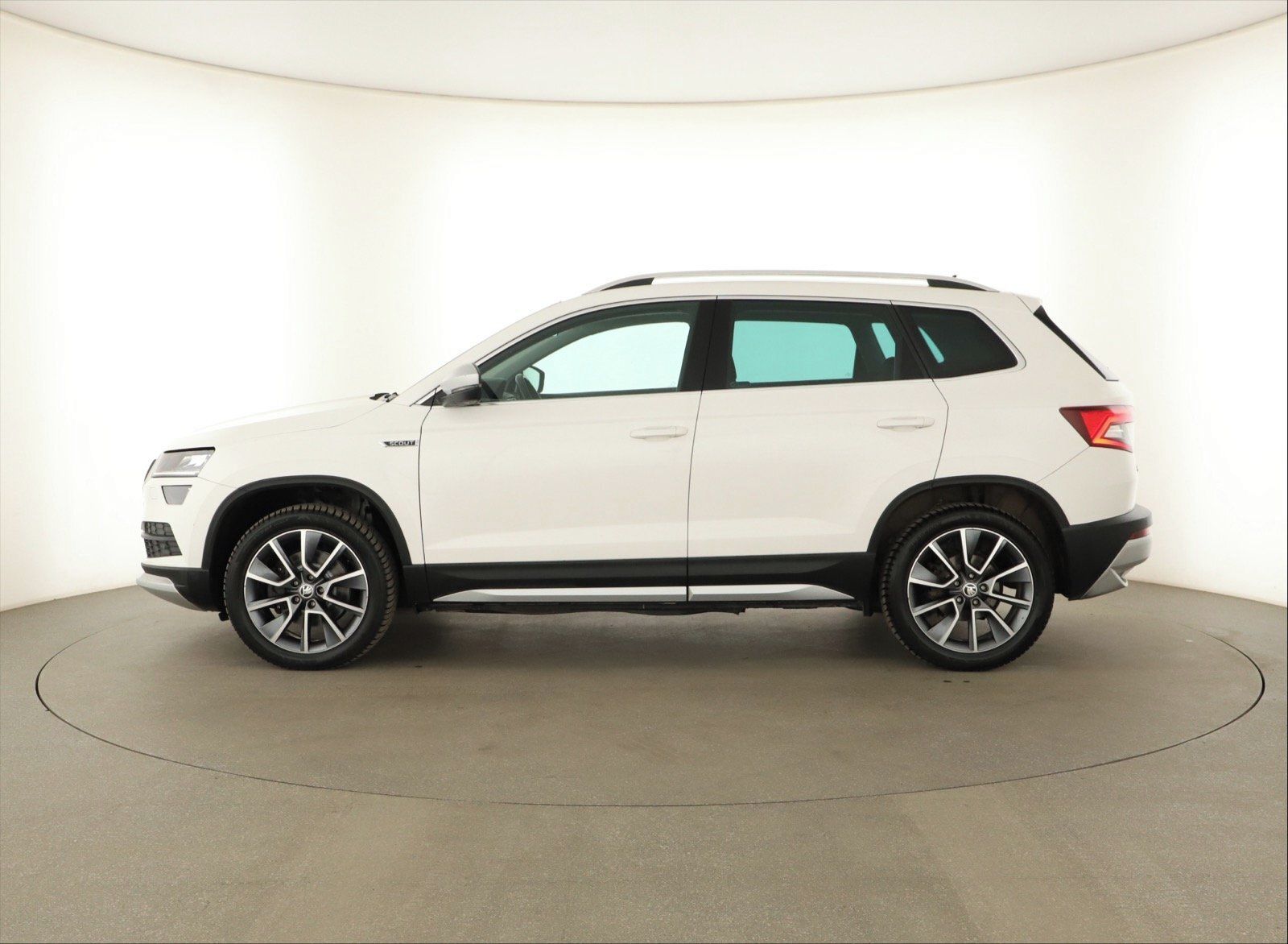Škoda Karoq, 2.0 TDI, Scout, NOVÁ CENA - fotka 3