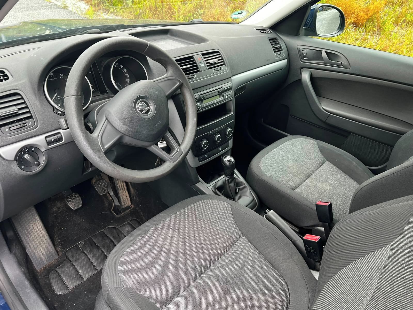 Škoda Yeti, 1,2 TSI 81KW,1 MAJITEL - fotka 5