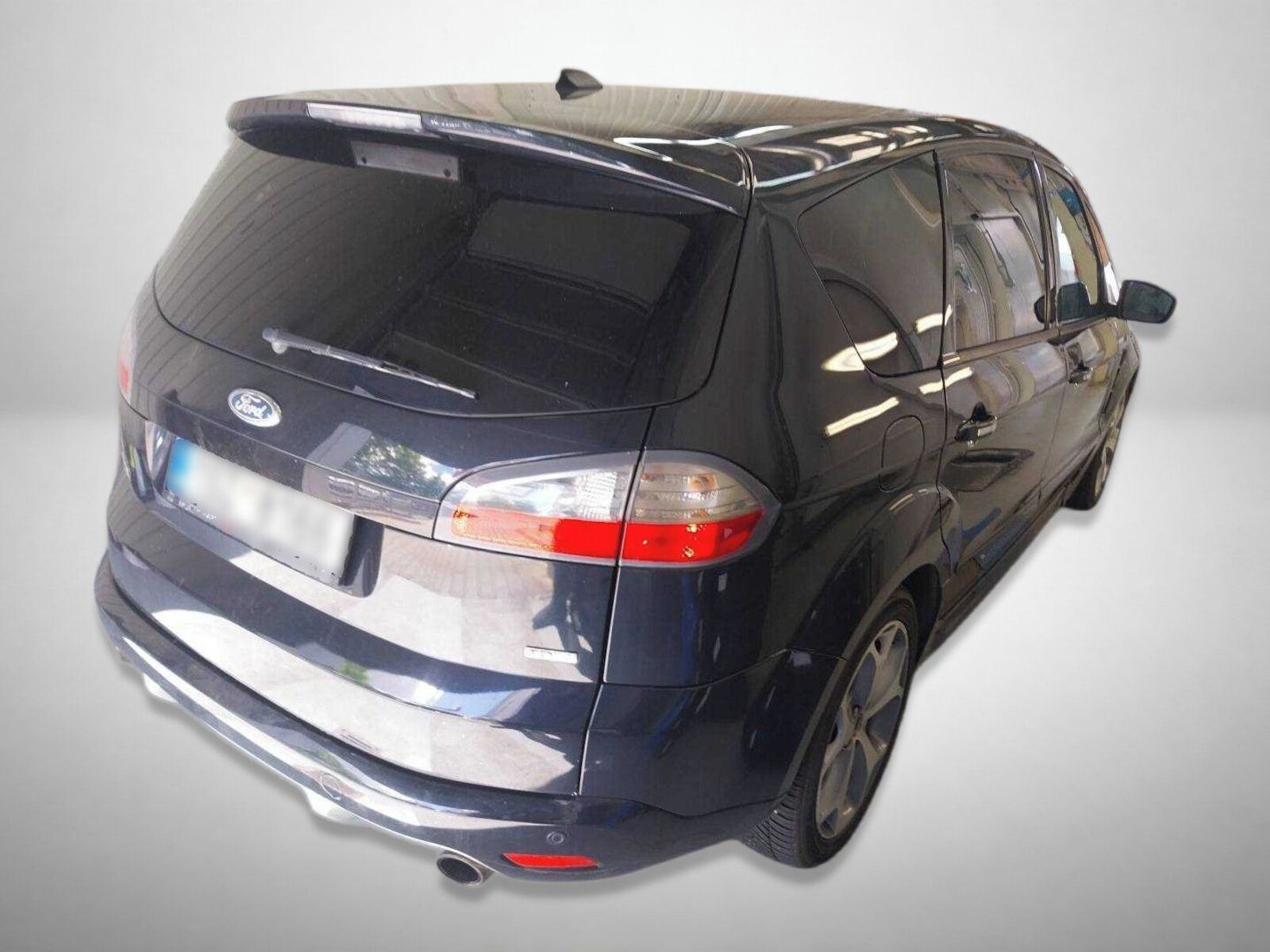 Ford S-MAX, 2.2 TDCi, Titanium - fotka 2