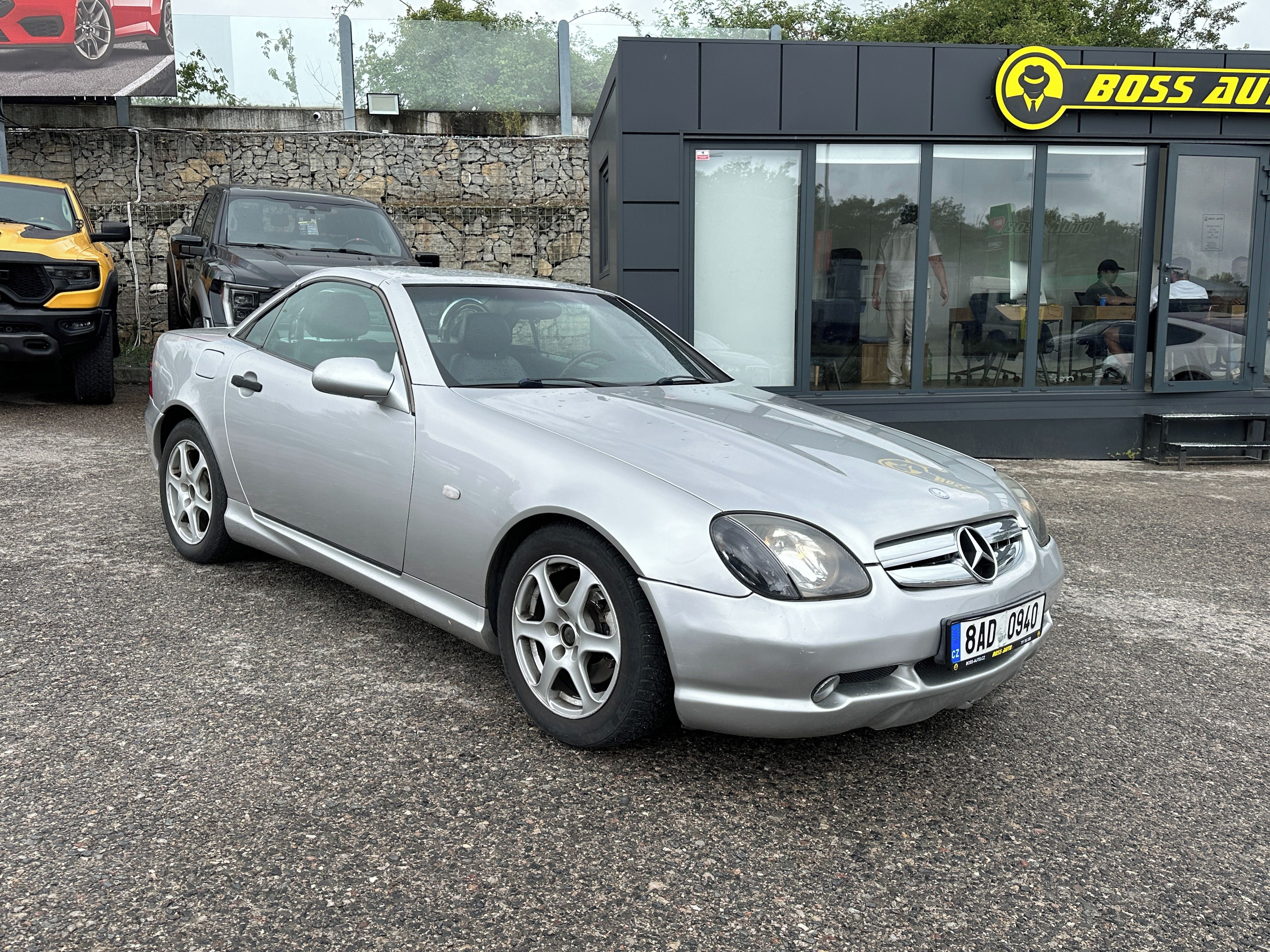 Mercedes-Benz SLK, Mercedes-Benz SLK 230 1997 - fotka 3