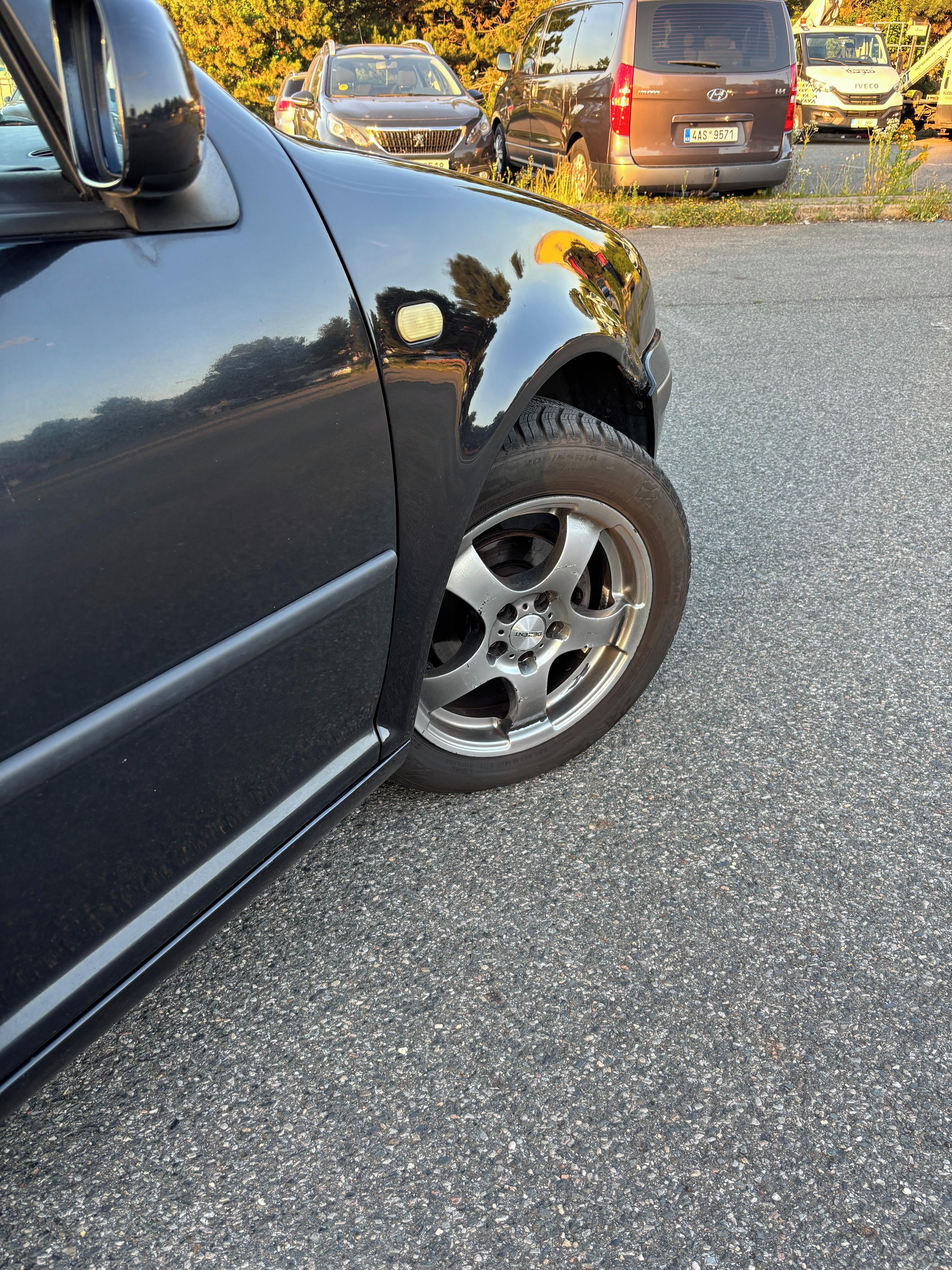 Volkswagen Golf, Volkswagen Golf IV, 1.6 benzin - fotka 6