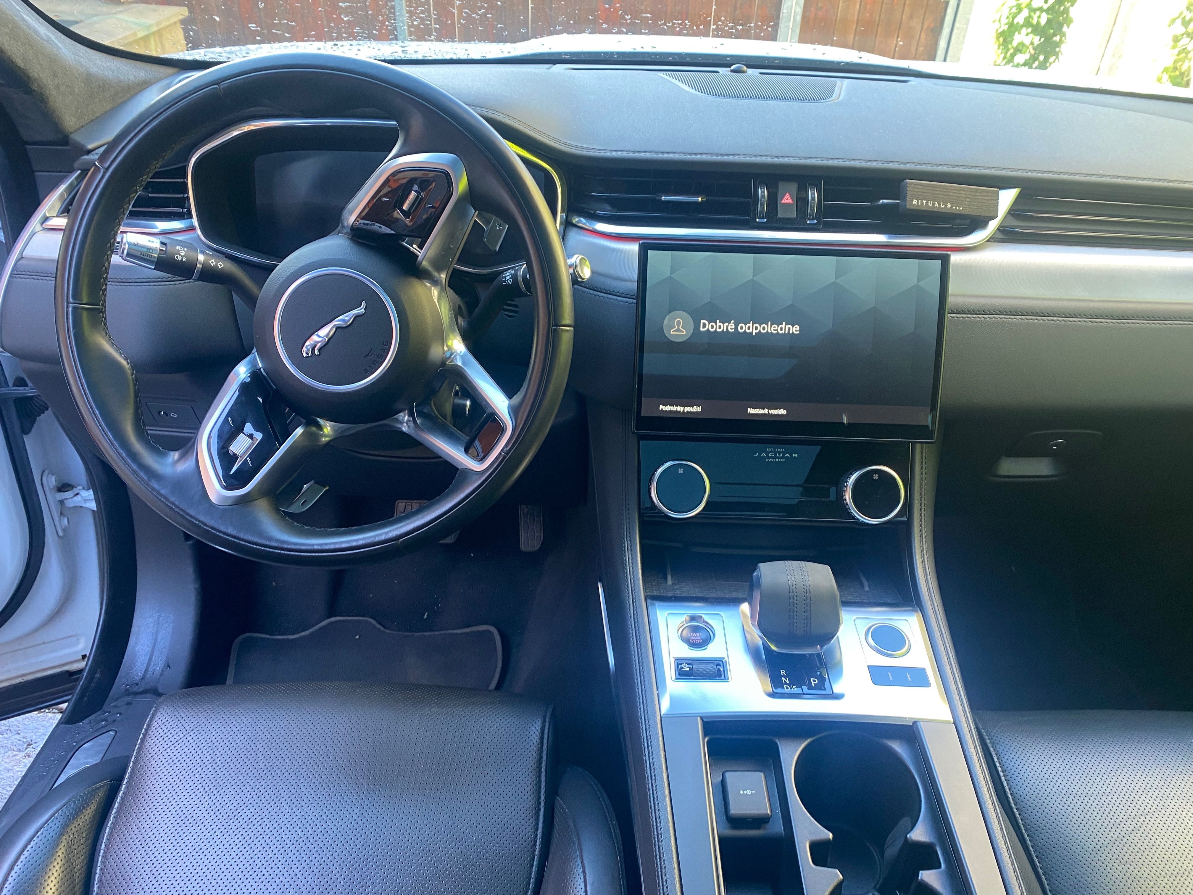 Jaguar F-Pace, Jaguar F-Pace 3.0 tdi 221kw - fotka 6
