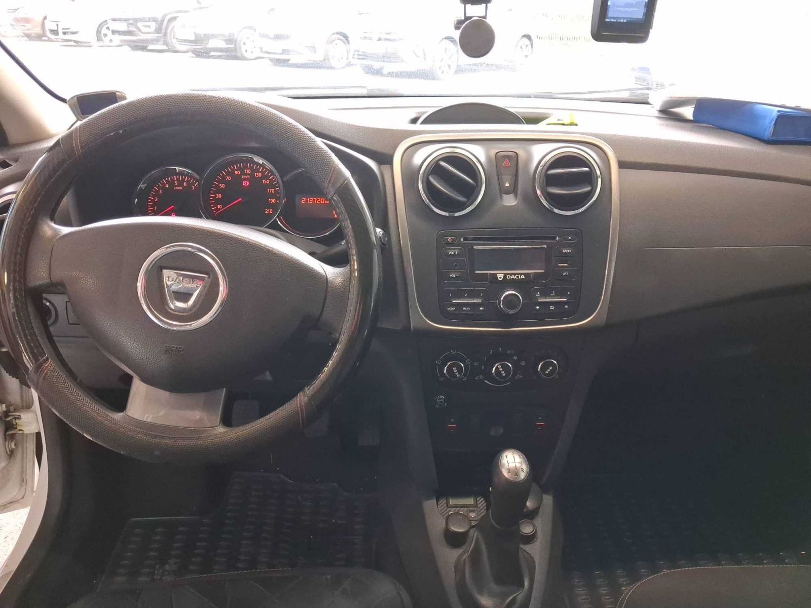 Dacia Logan, 1.2 16V, LPG, Serv.kniha - fotka 3