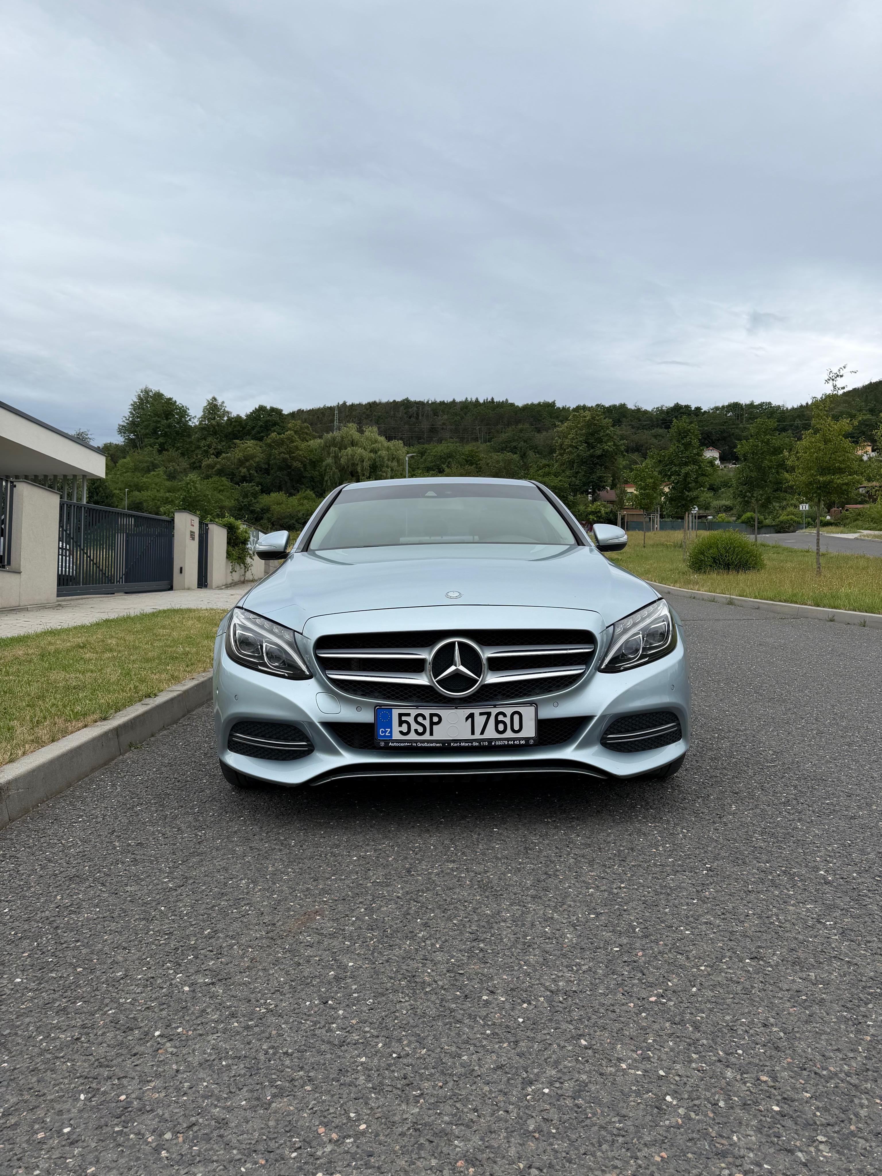 Mercedes-Benz Třídy C, 220d 125kw BlueTec, Automat - fotka 6