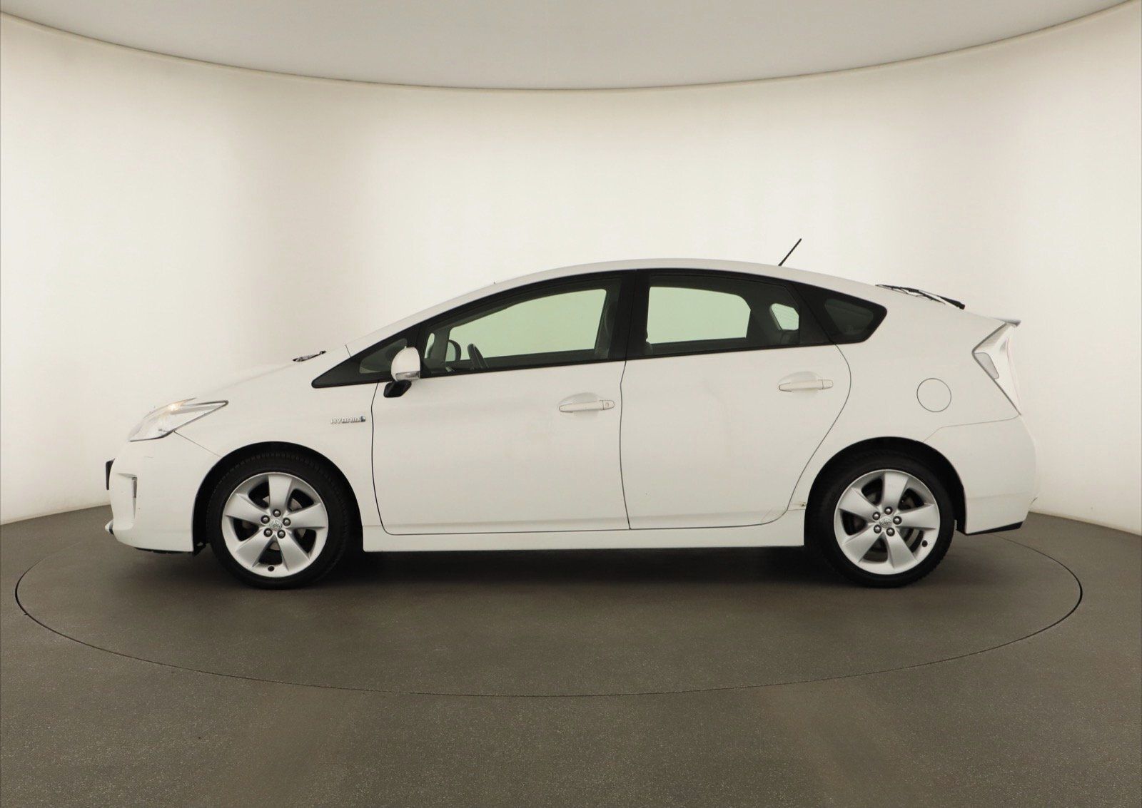 Toyota Prius, 1.8 VVT-i HSD, Automat, Navi - fotka 3