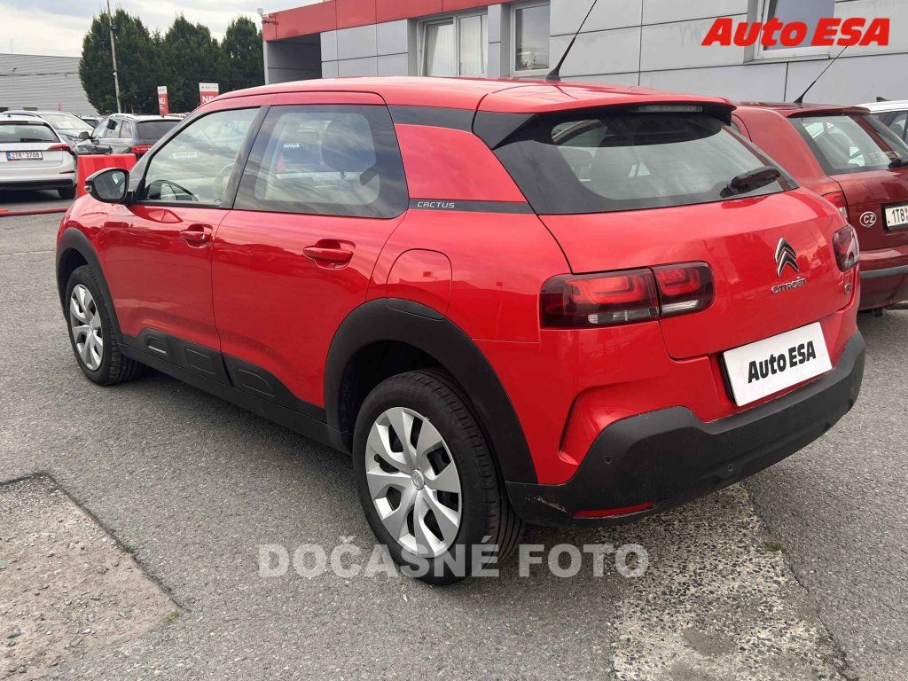 Citroën C4 Cactus, 1.2Pt - fotka 2