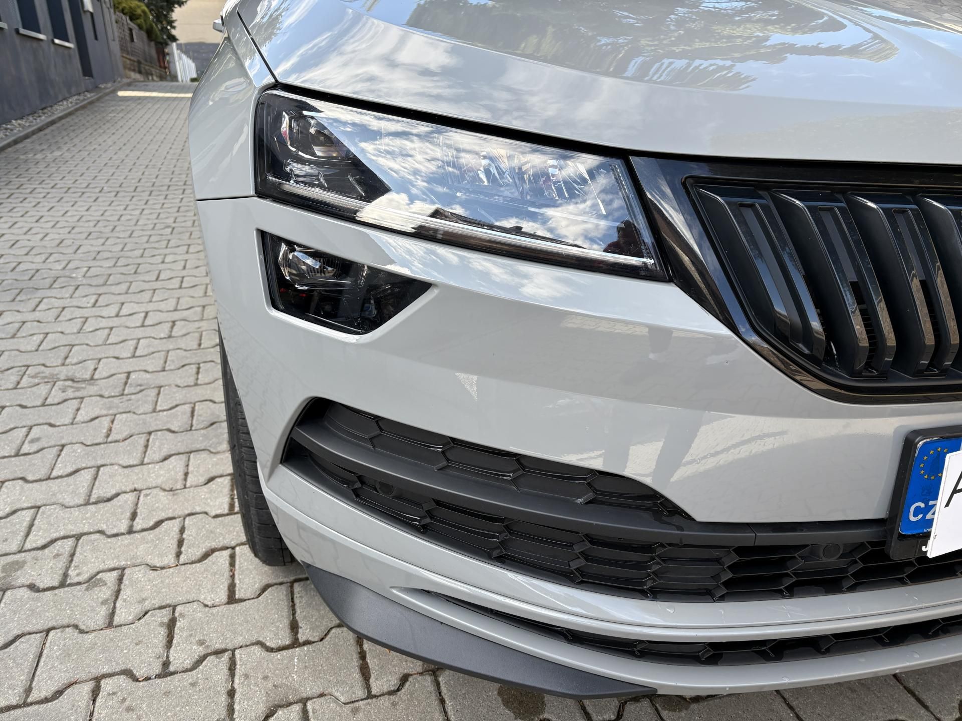 Škoda Karoq, 2.0TSi 140kW 4x4SPORTLINE - fotka 6