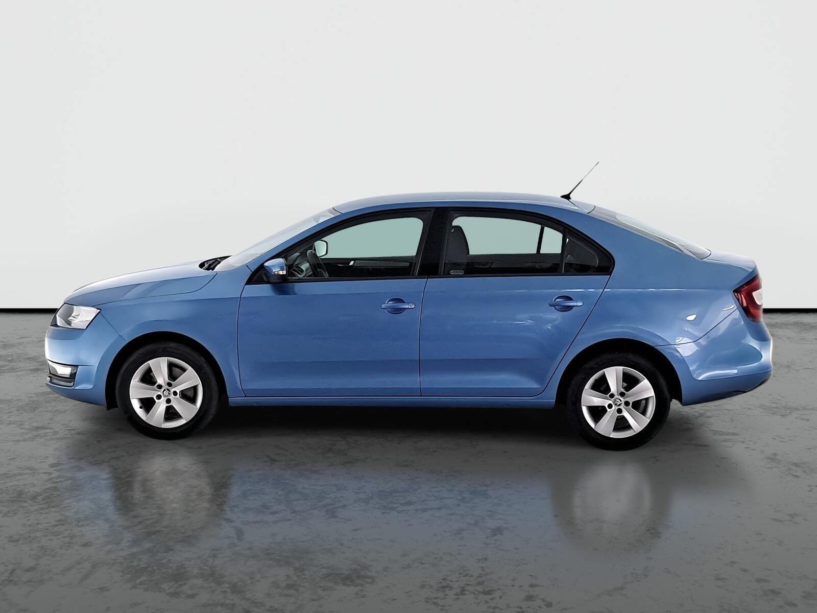 Škoda Rapid, 1.0 TSI, Ambition, Serv.kniha - fotka 3