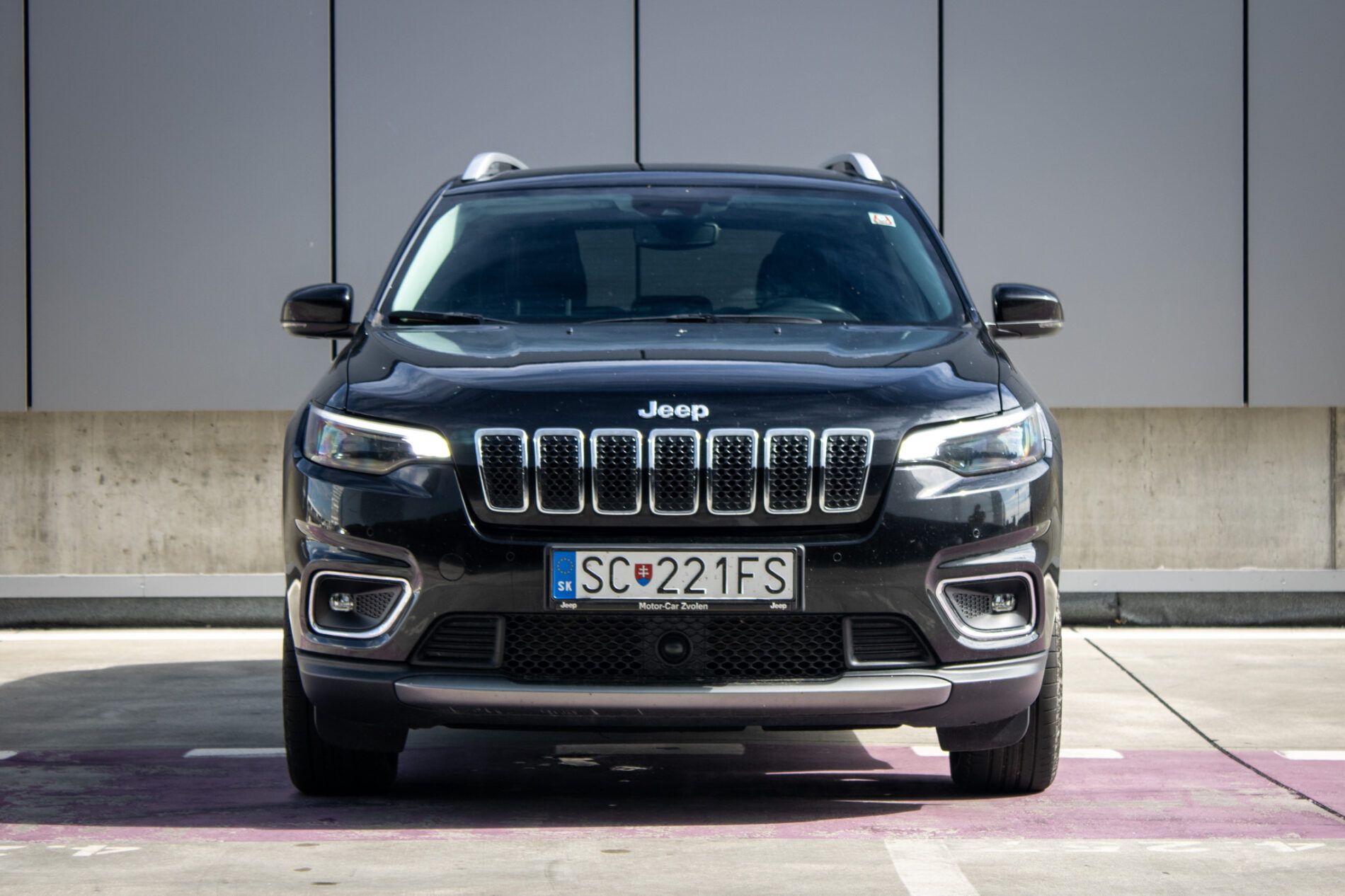 Jeep Cherokee - fotka 2
