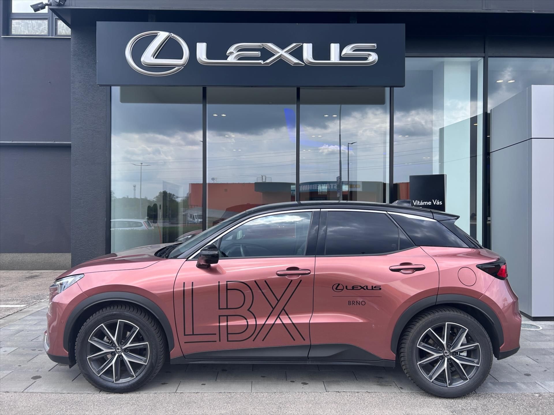 Lexus LBX, 1,5   Cool Advanced - fotka 5