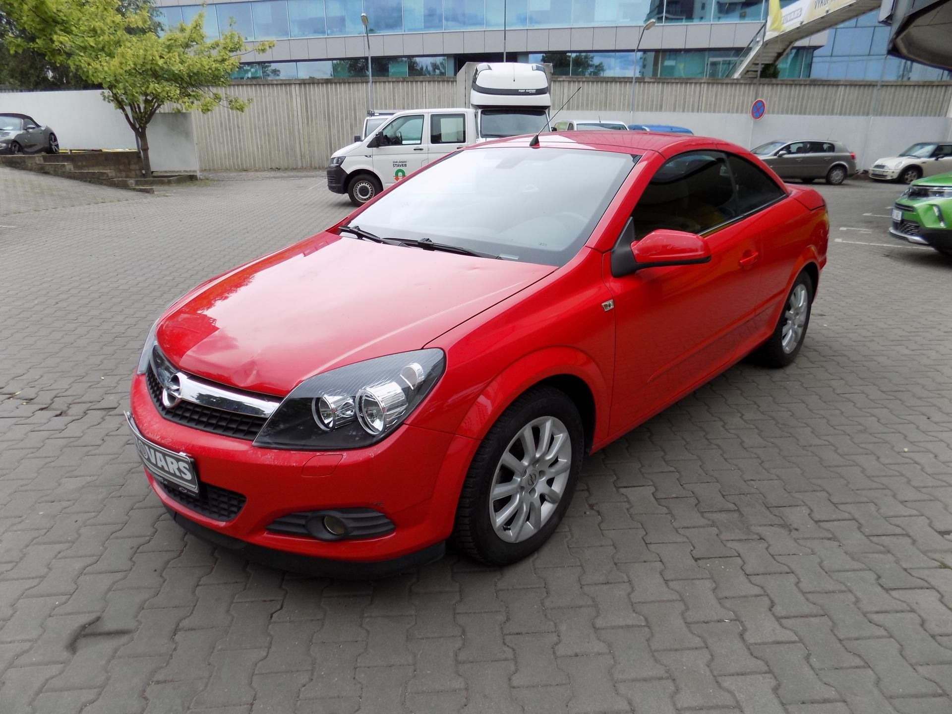 Opel Astra, 1.8 16V - fotka 3