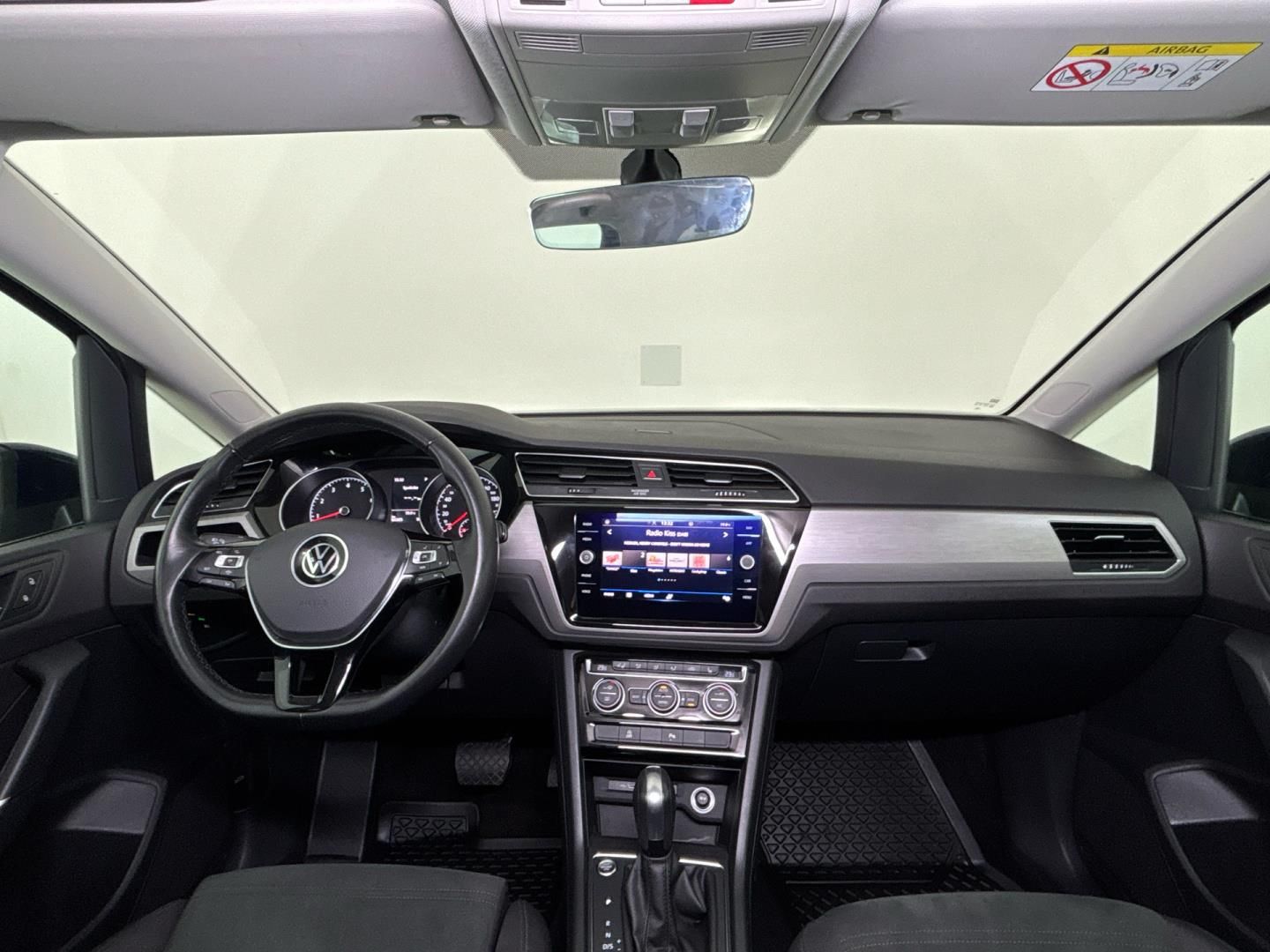 Volkswagen Touran, 1.5 TSI / 110 kW Maraton Editi - fotka 5