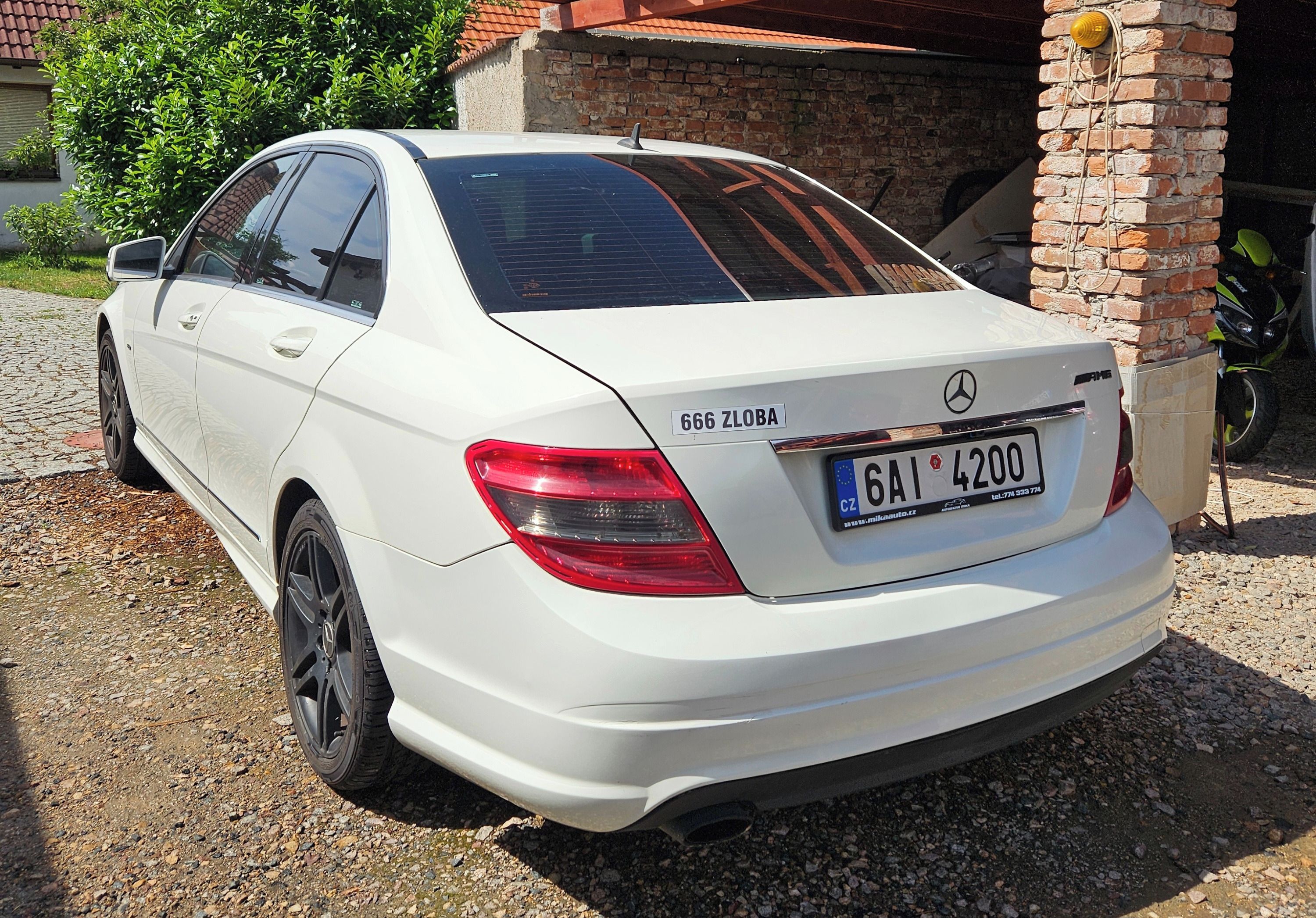 Mercedes-Benz Třídy C, Mercedes tř. C 220 CDI - fotka 3