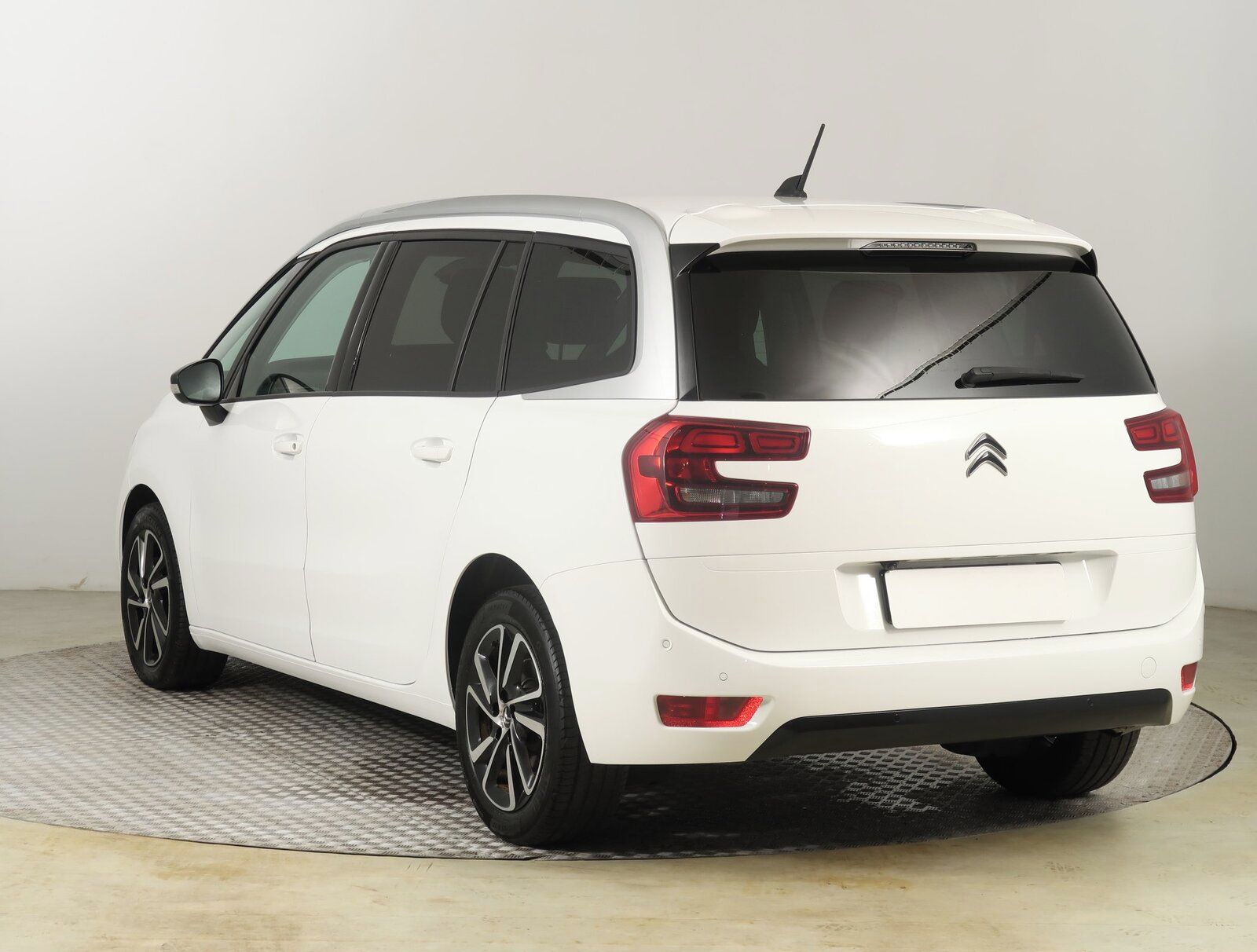Citroën Grand C4 SpaceTourer, 1.5 HDi, Automat, 7 míst, ČR - fotka 4