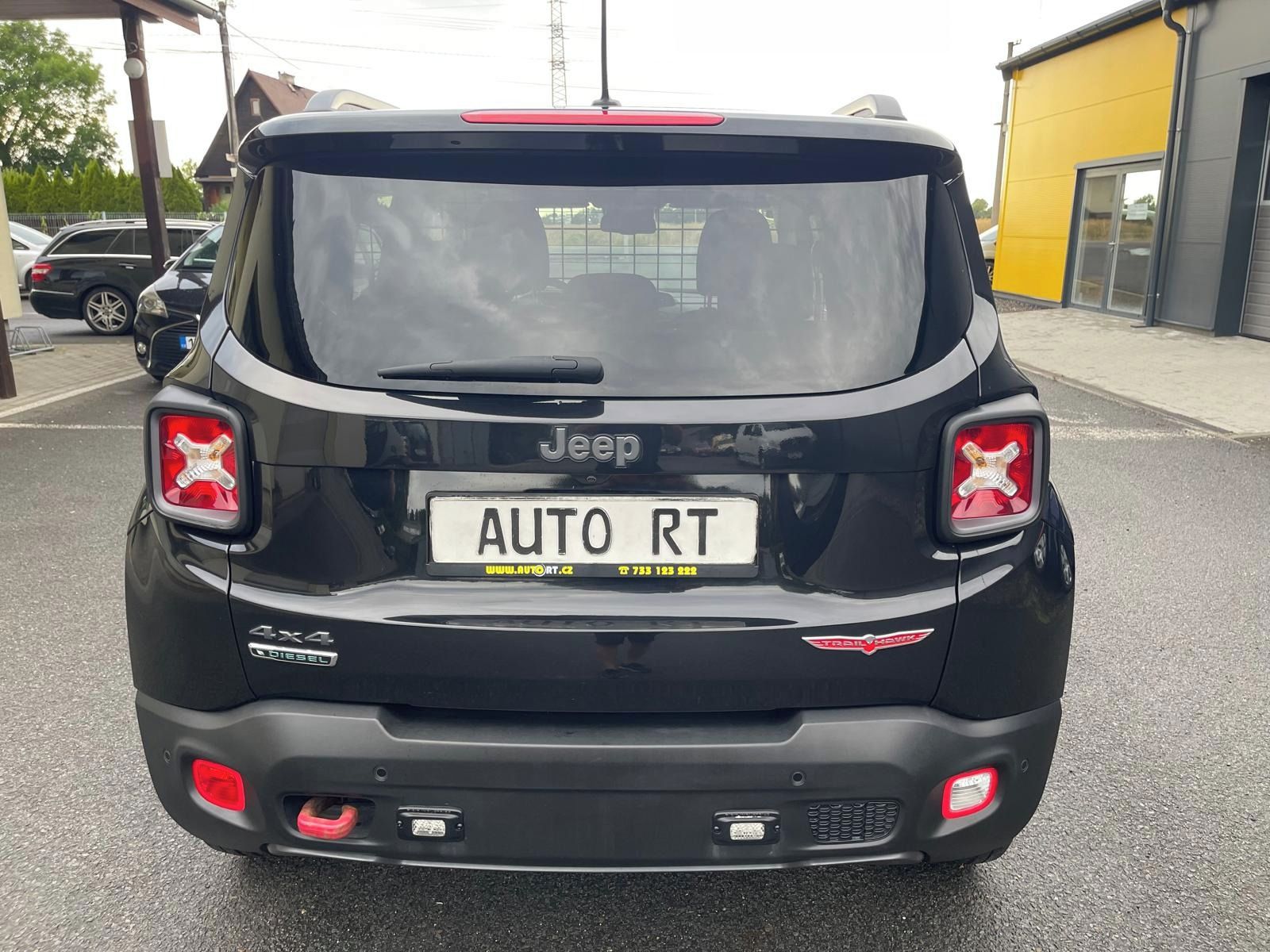 Jeep Renegade, 2.0 D, 125 kw, 4x4, TRAILHAWK - fotka 5