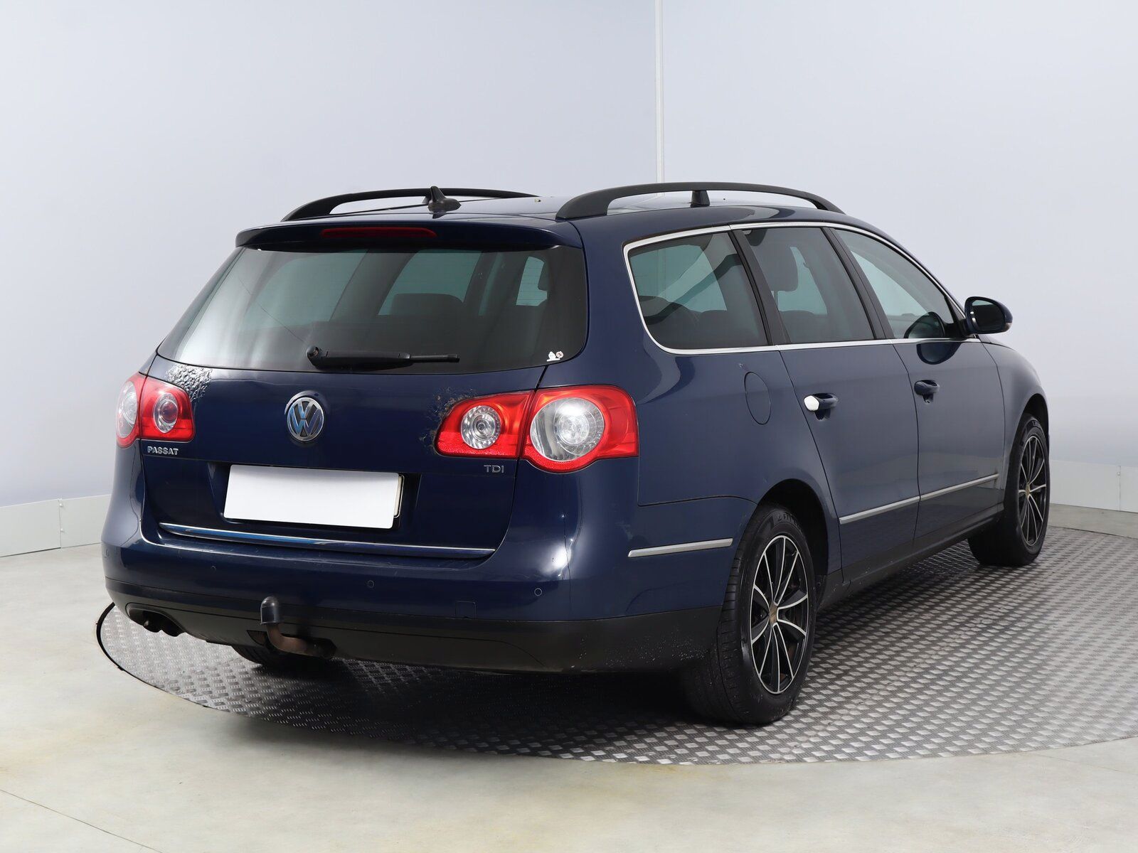 Volkswagen Passat, 1.9 TDI, po STK, Tažné - fotka 5