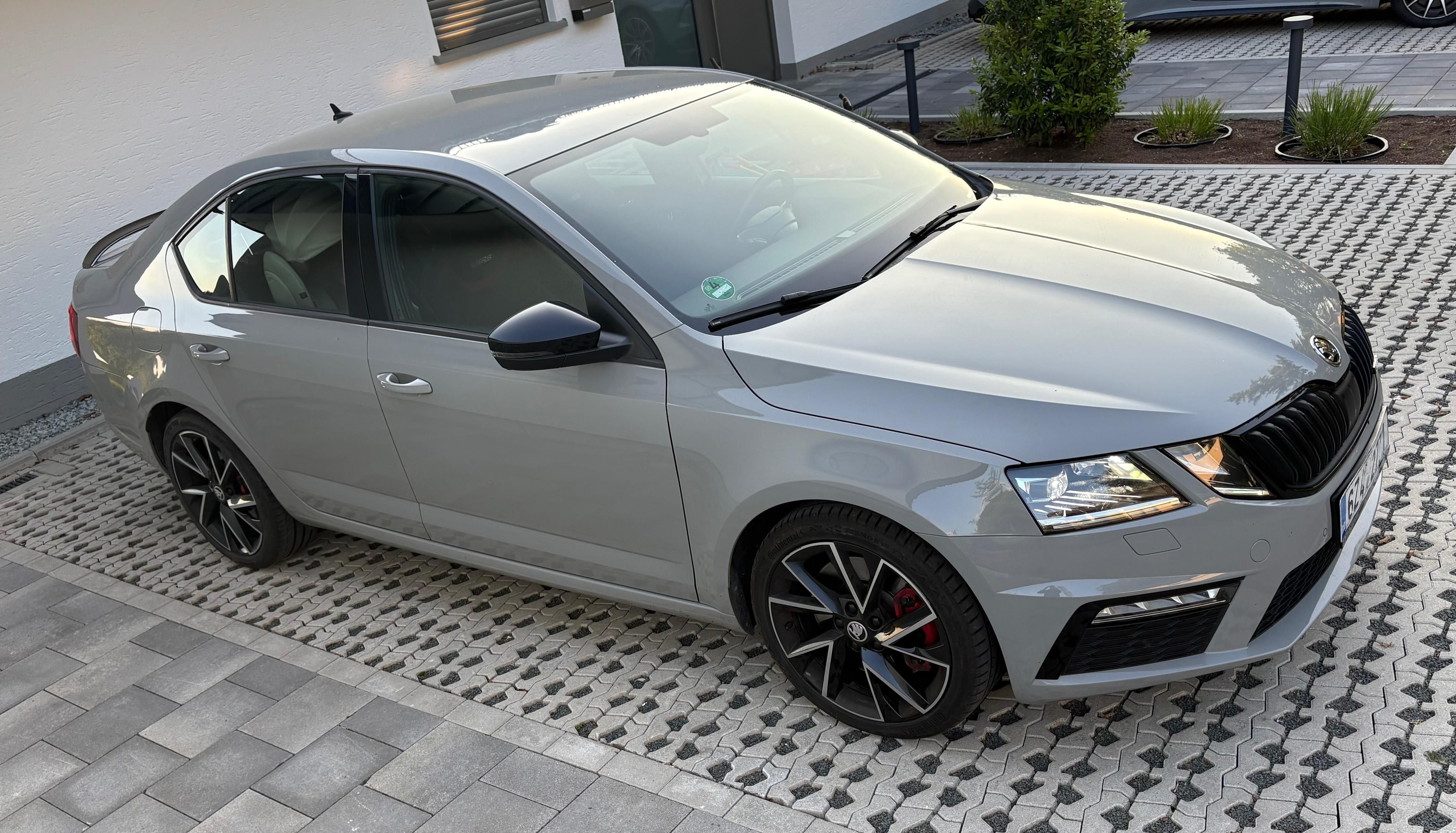 Škoda Octavia, RS 2.0 TSI 245 k - fotka 5