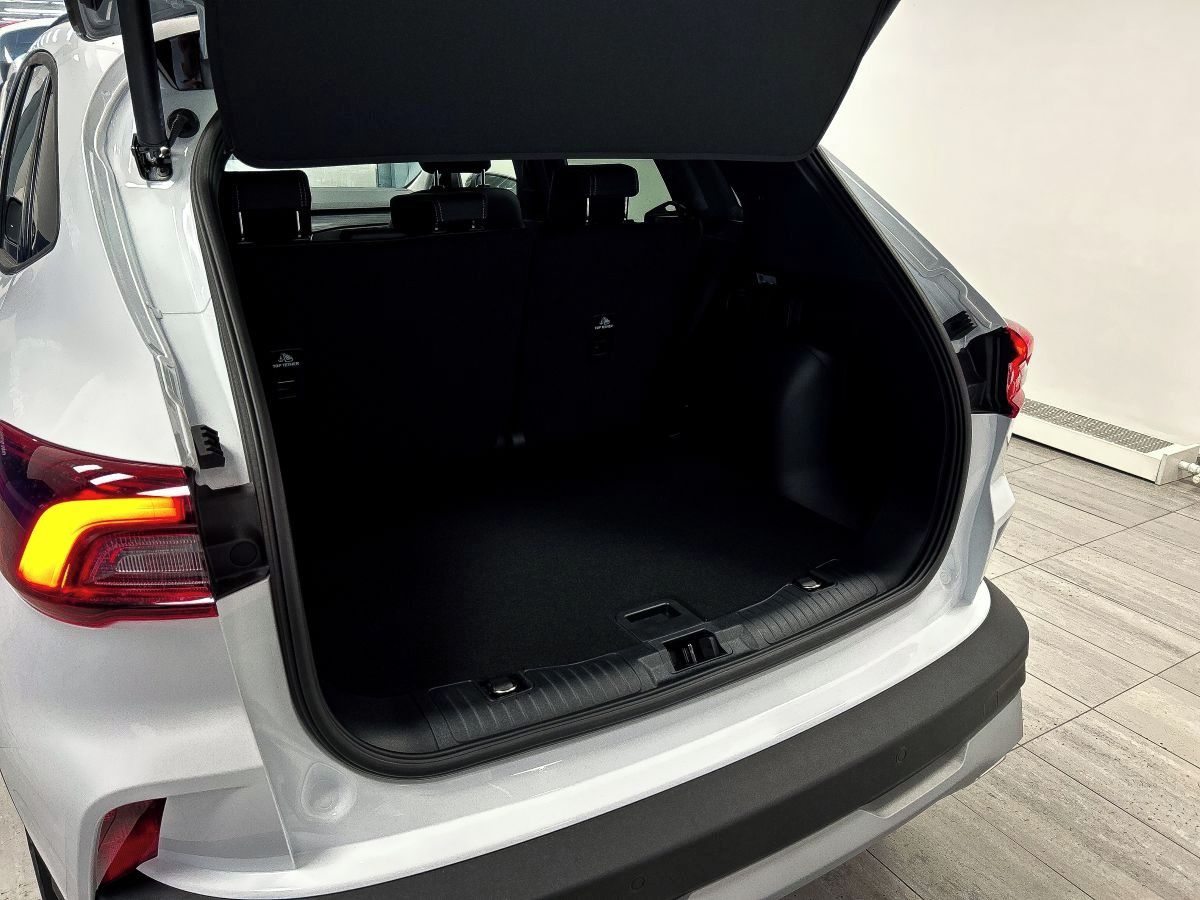 Ford Kuga, 2,5 Duratec HEV Active X AWD - fotka 4