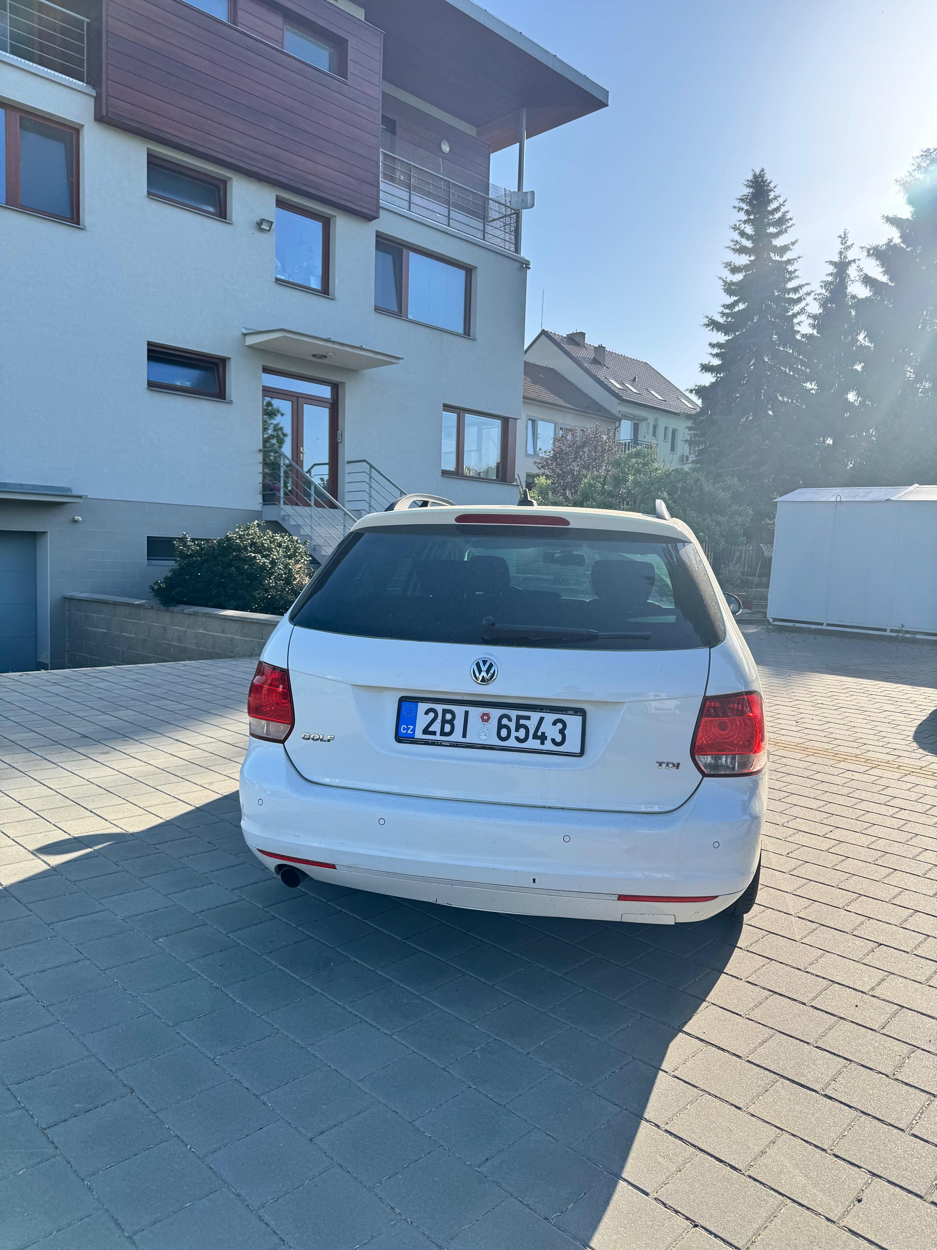 Volkswagen Golf Variant, 1.6 TDI Highline - fotka 4