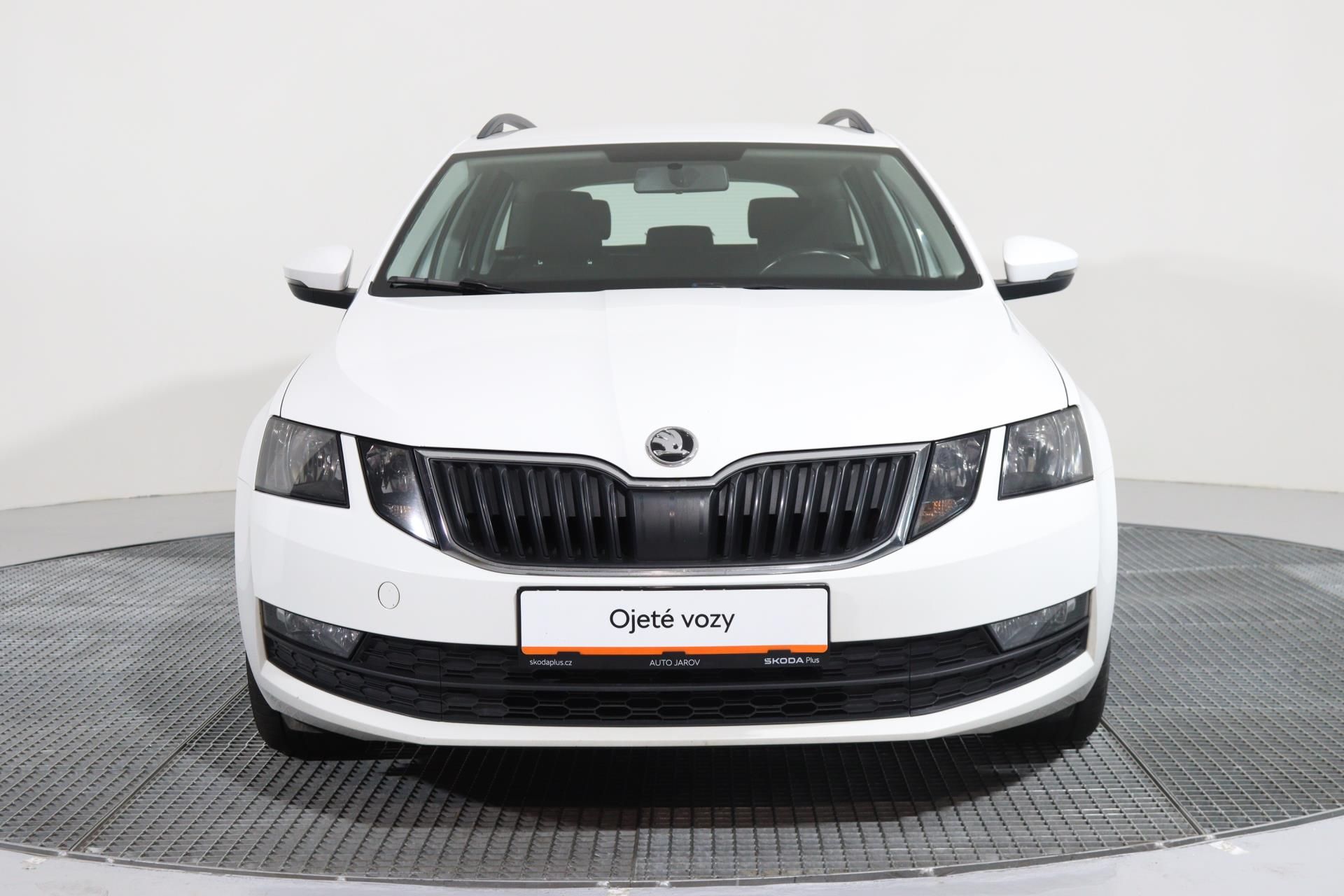 Škoda Octavia, Combi Ambition 1,6TDI 85kW - fotka 4