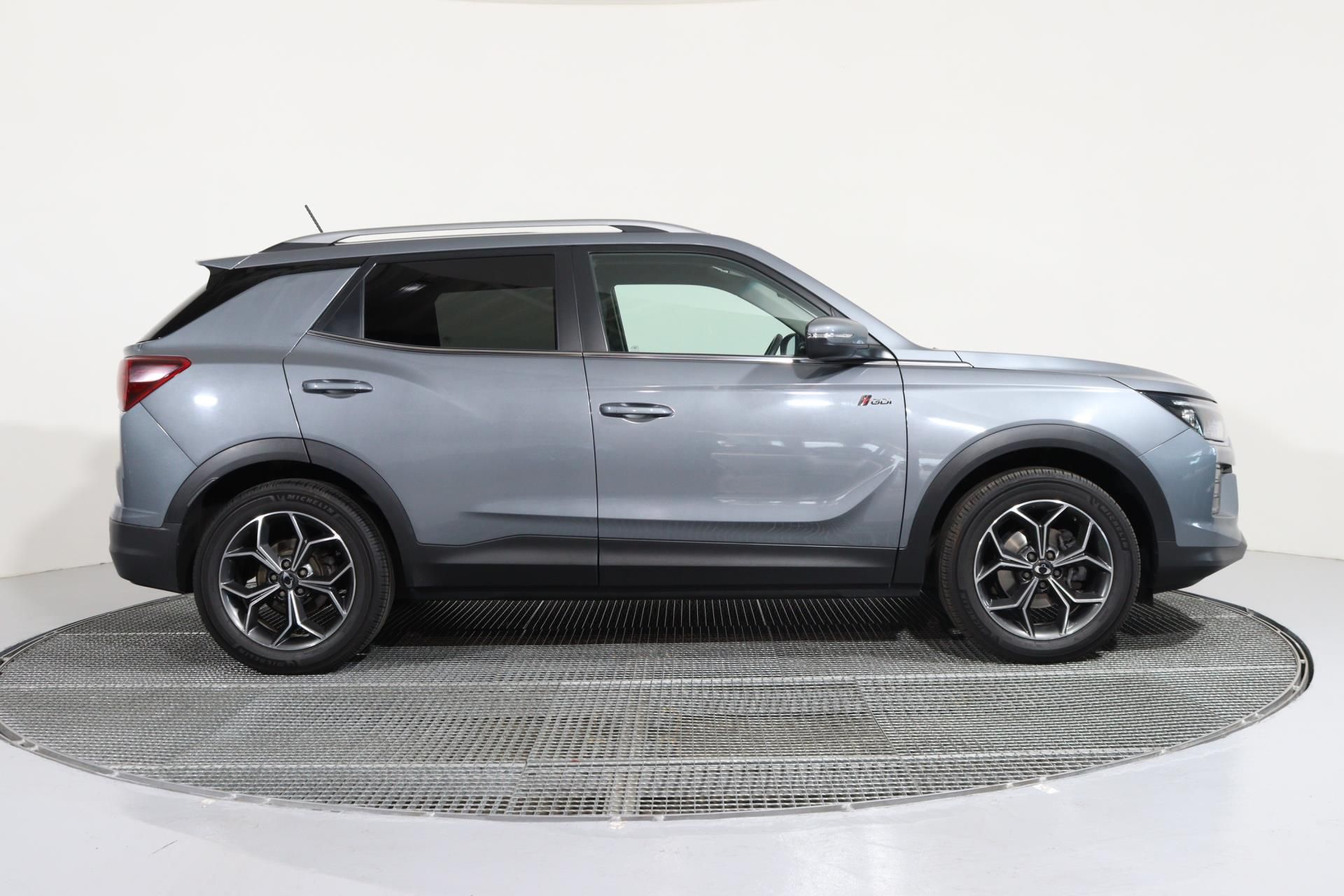 SsangYong Korando, 1.5 T-GDI 120kw/ TAŽNÉ Z.,PARK - fotka 3