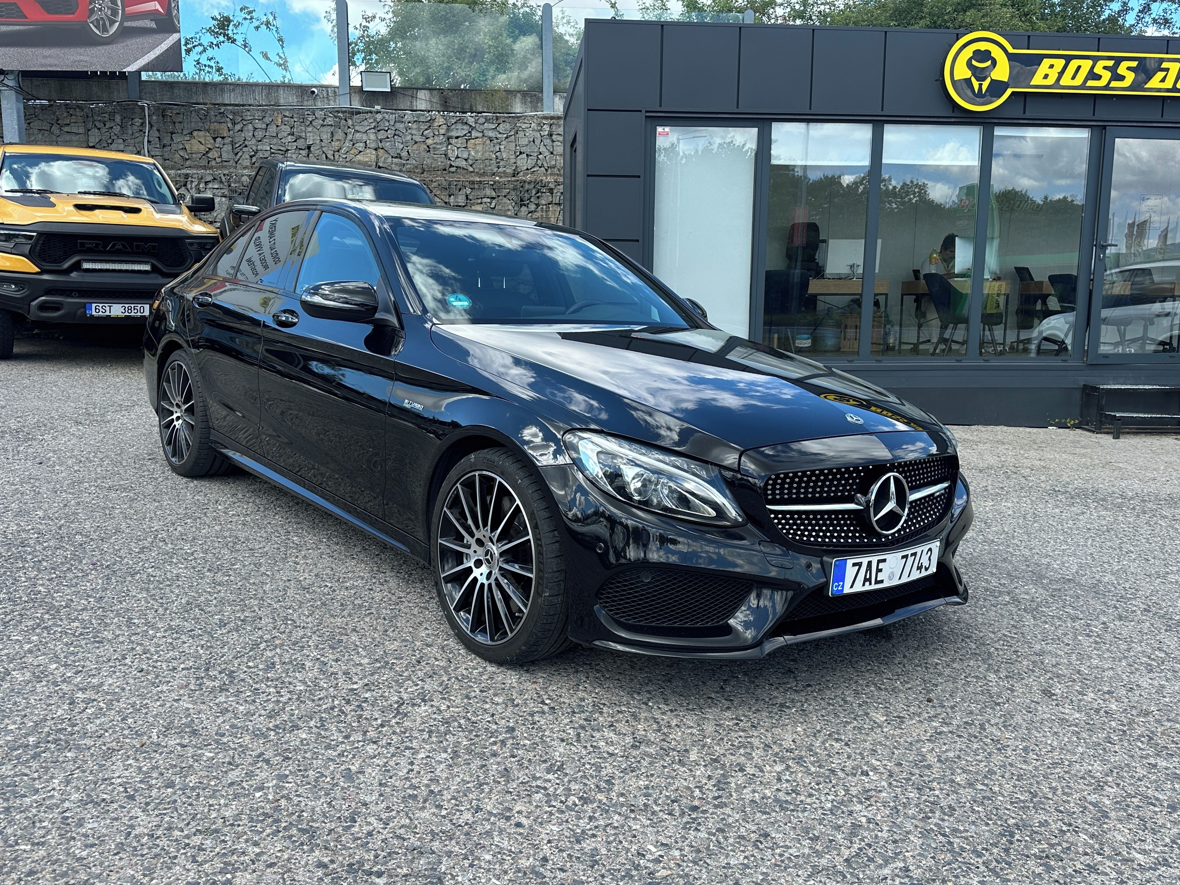Mercedes-Benz Třídy C, Mercedes-Benz C 43 AMG 2018 - fotka 2