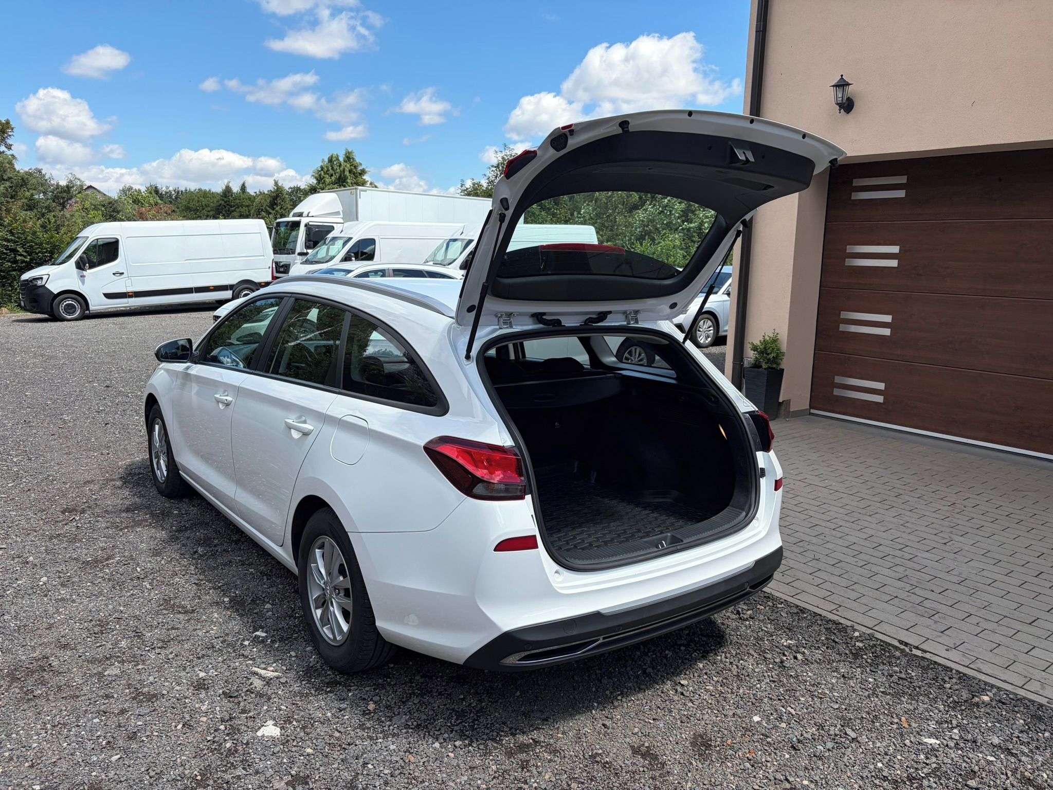 Hyundai i30, 1.6 crdi.1 majitel ČR. 150 tkm - fotka 6