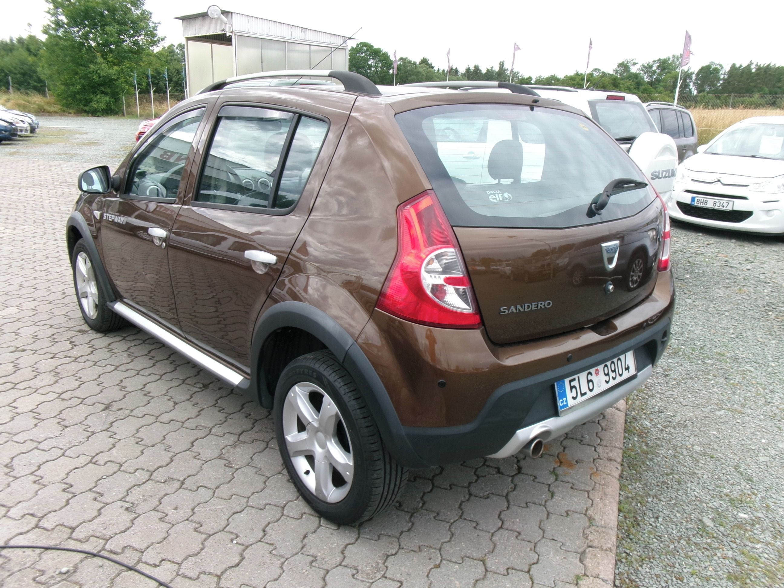 Dacia Sandero, 1.6i Stepway,LPG do 2033 - fotka 5