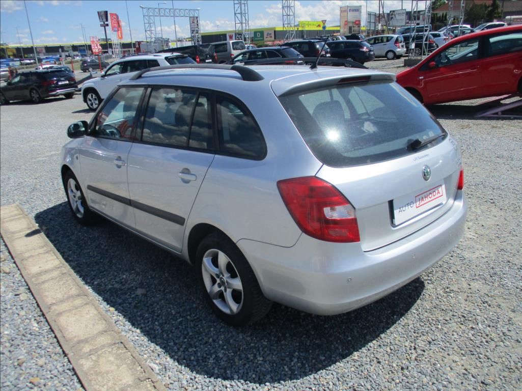 Škoda Fabia, 1,4 i 16v, aut. klima, - fotka 6