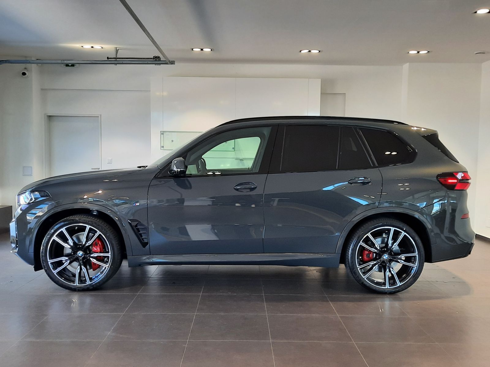 BMW X5, xDrive 30d M Sport - fotka 3