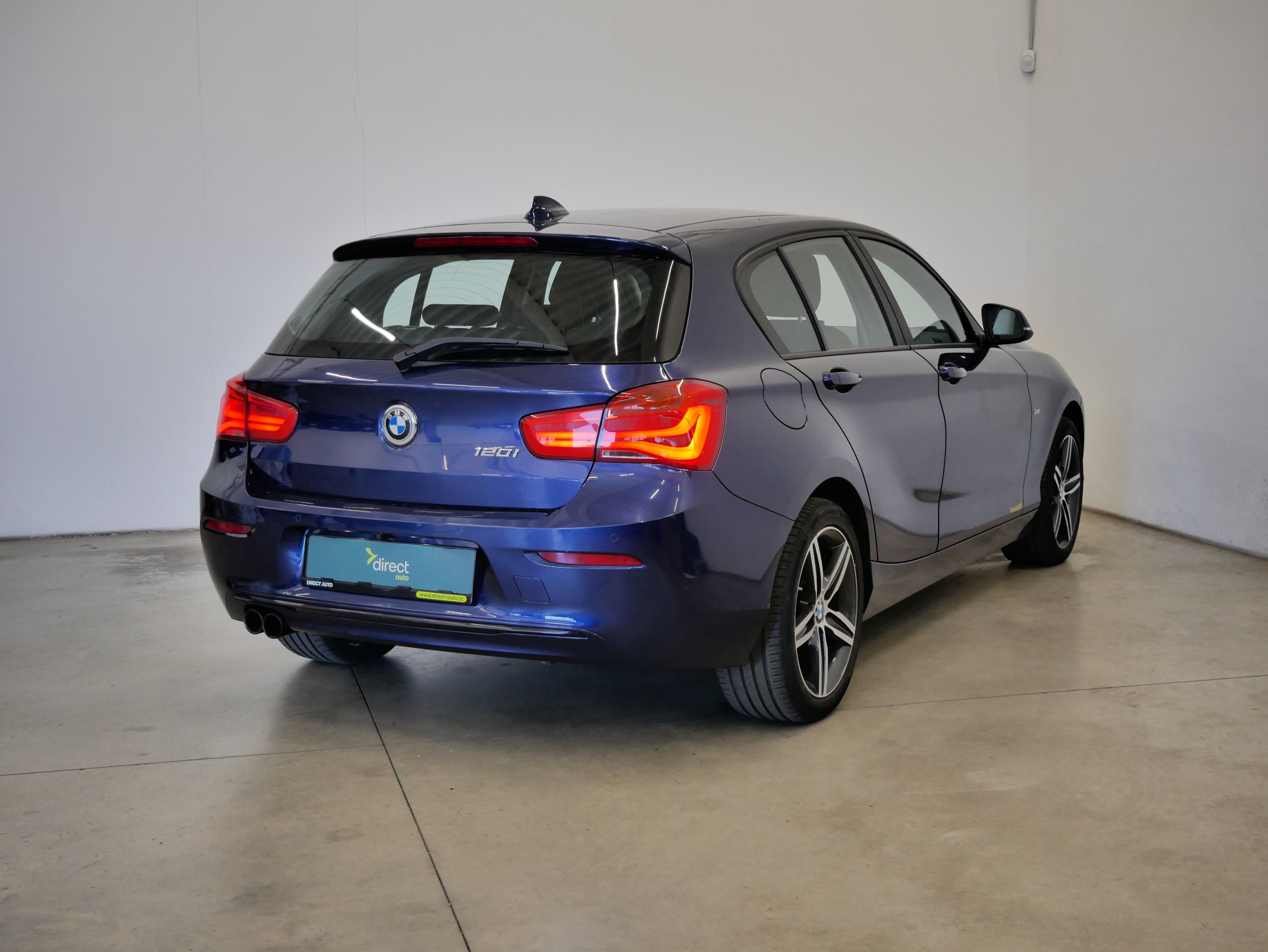 BMW Řada 1, i 135 kW Sport Line - fotka 2