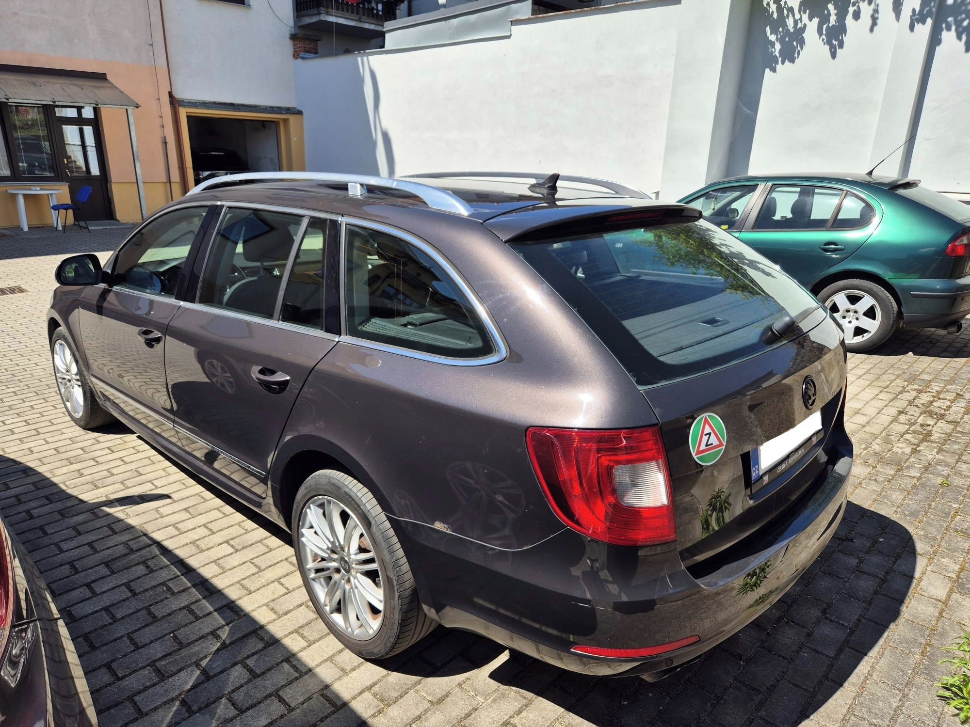 Škoda Superb, 2.0 TDI DSG - fotka 3