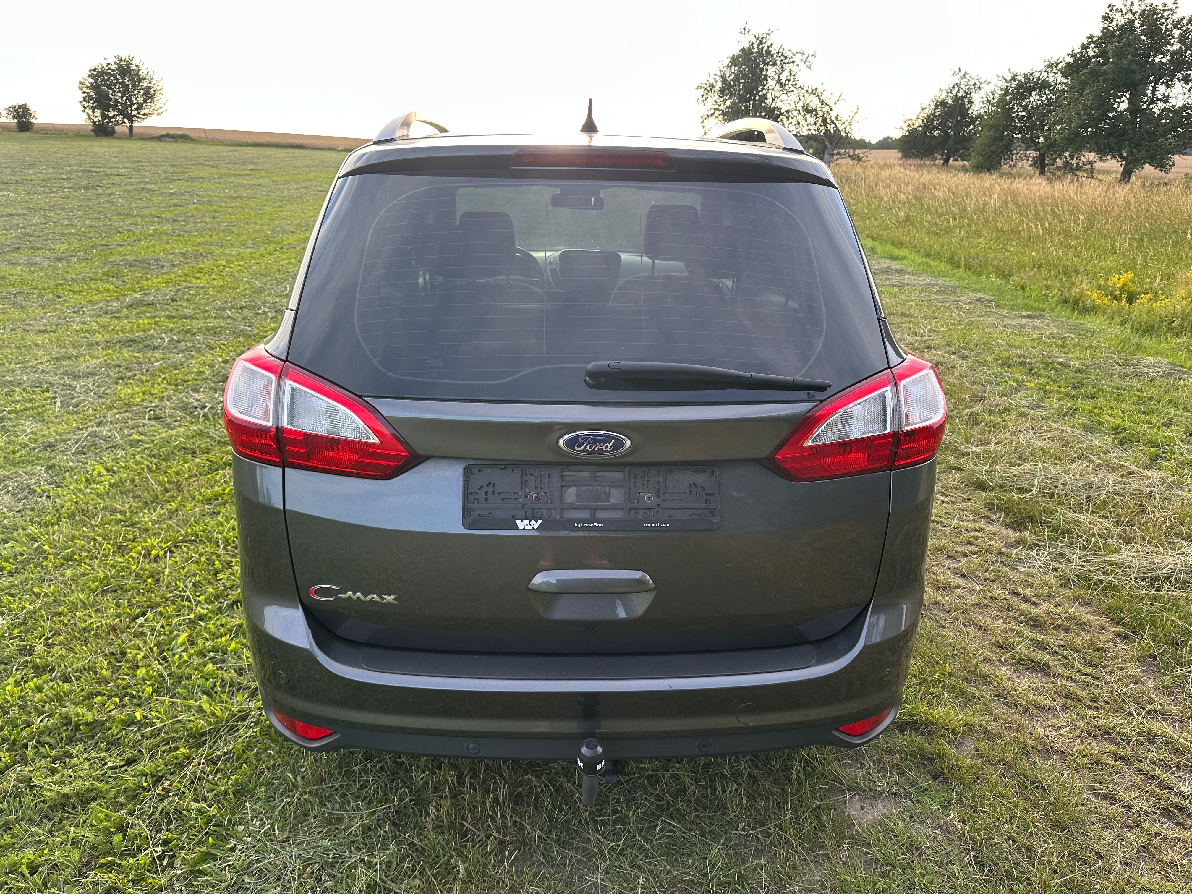 Ford Grand C-MAX, 2.0TDCi-110KW-TOP STAV-NAVI - fotka 6