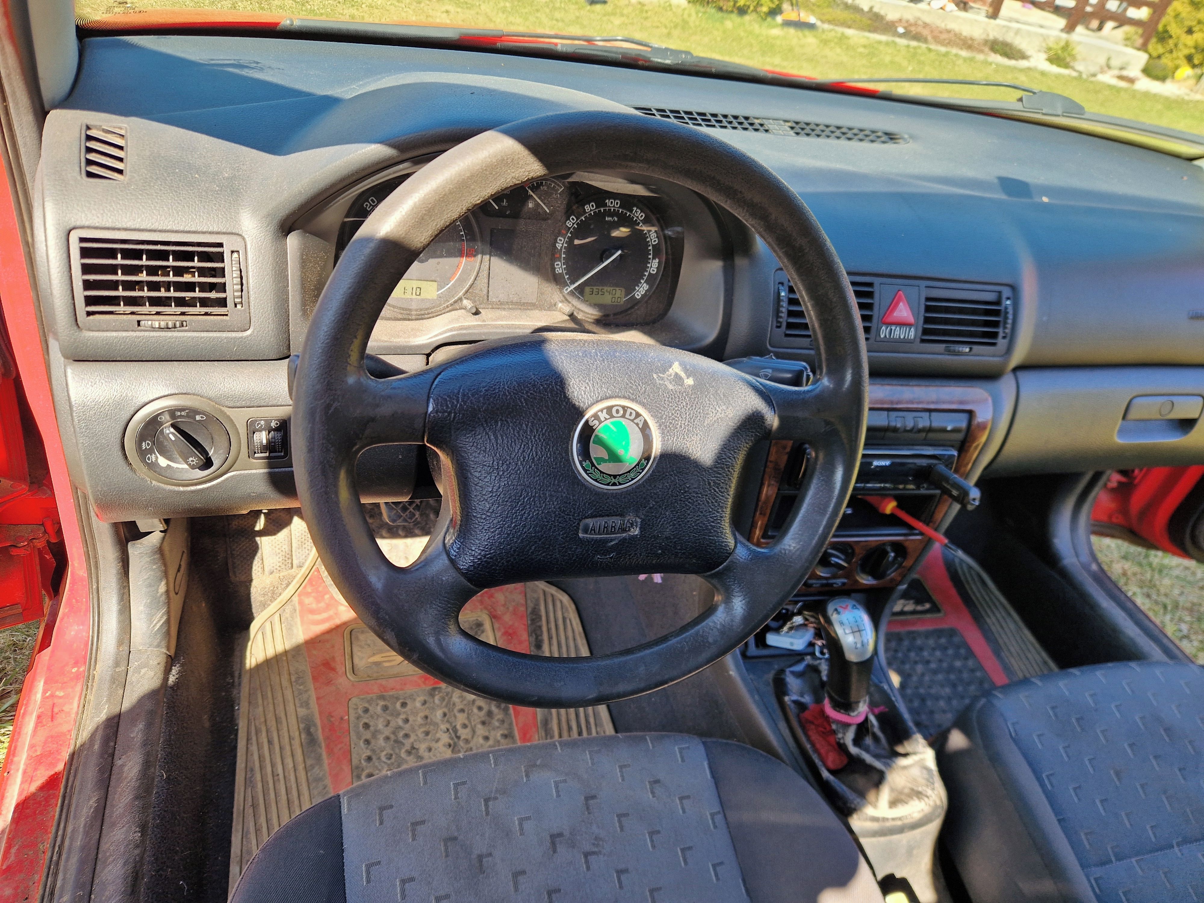 Škoda Octavia, 1.9 Tdi 74kw 4*4 - fotka 5