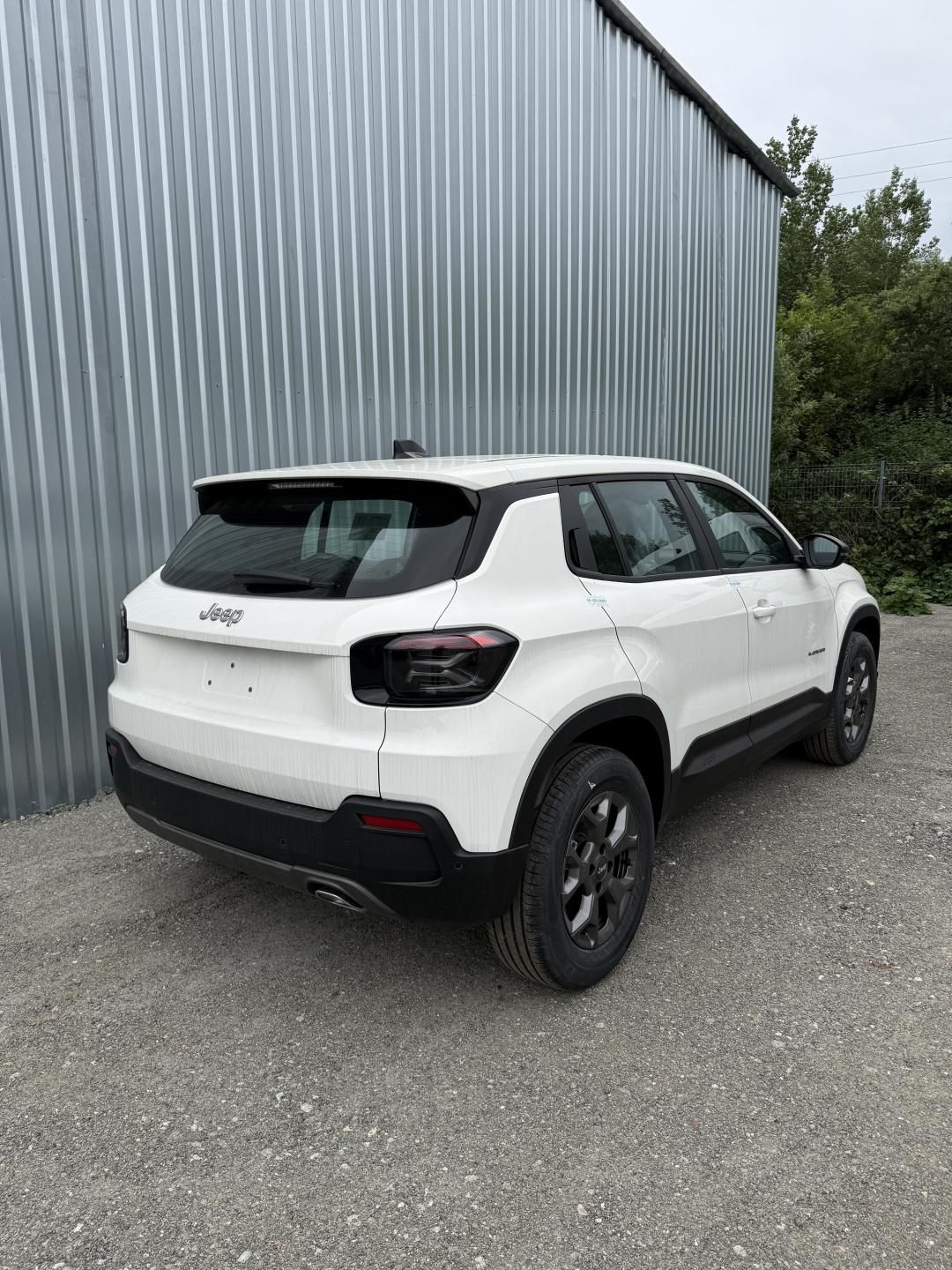 Jeep Avenger, Longitude 1.2 Turbo 100 MT6 - fotka 2