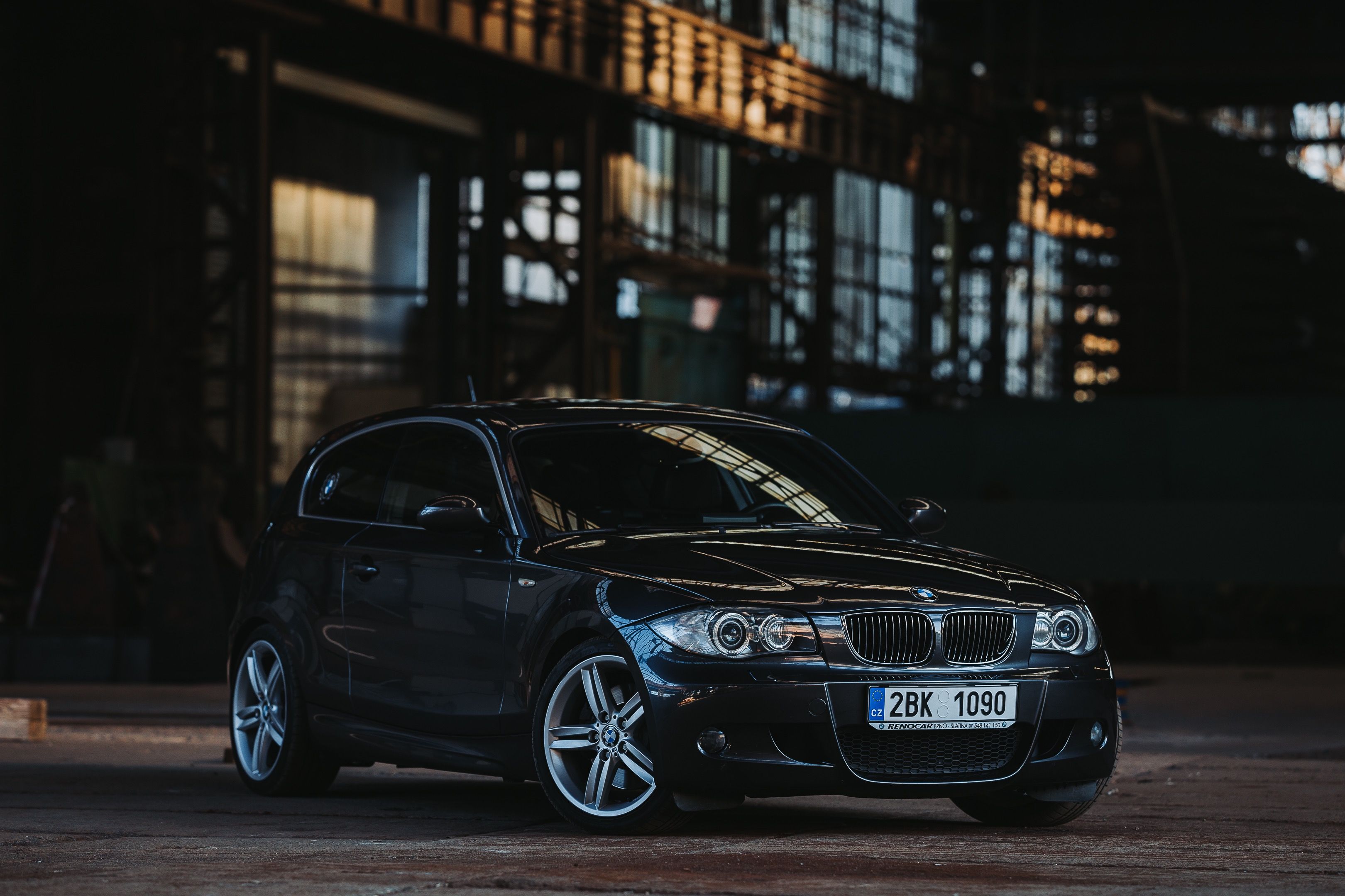 BMW Řada 1, 30i M-paket/ stř.okno/ keyless - fotka 3