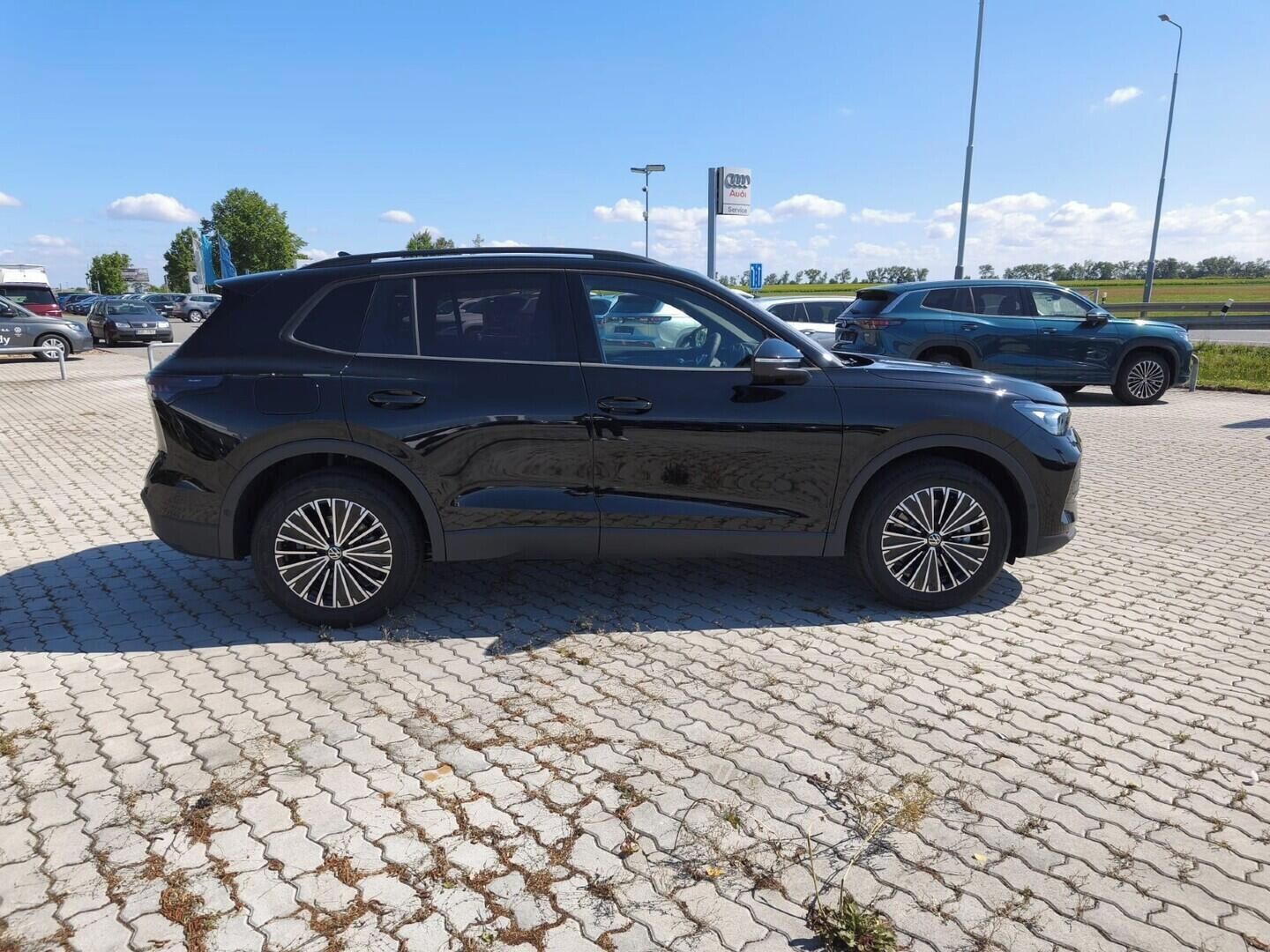 Volkswagen Tiguan, People 2,0 TDI 110 kW - fotka 4